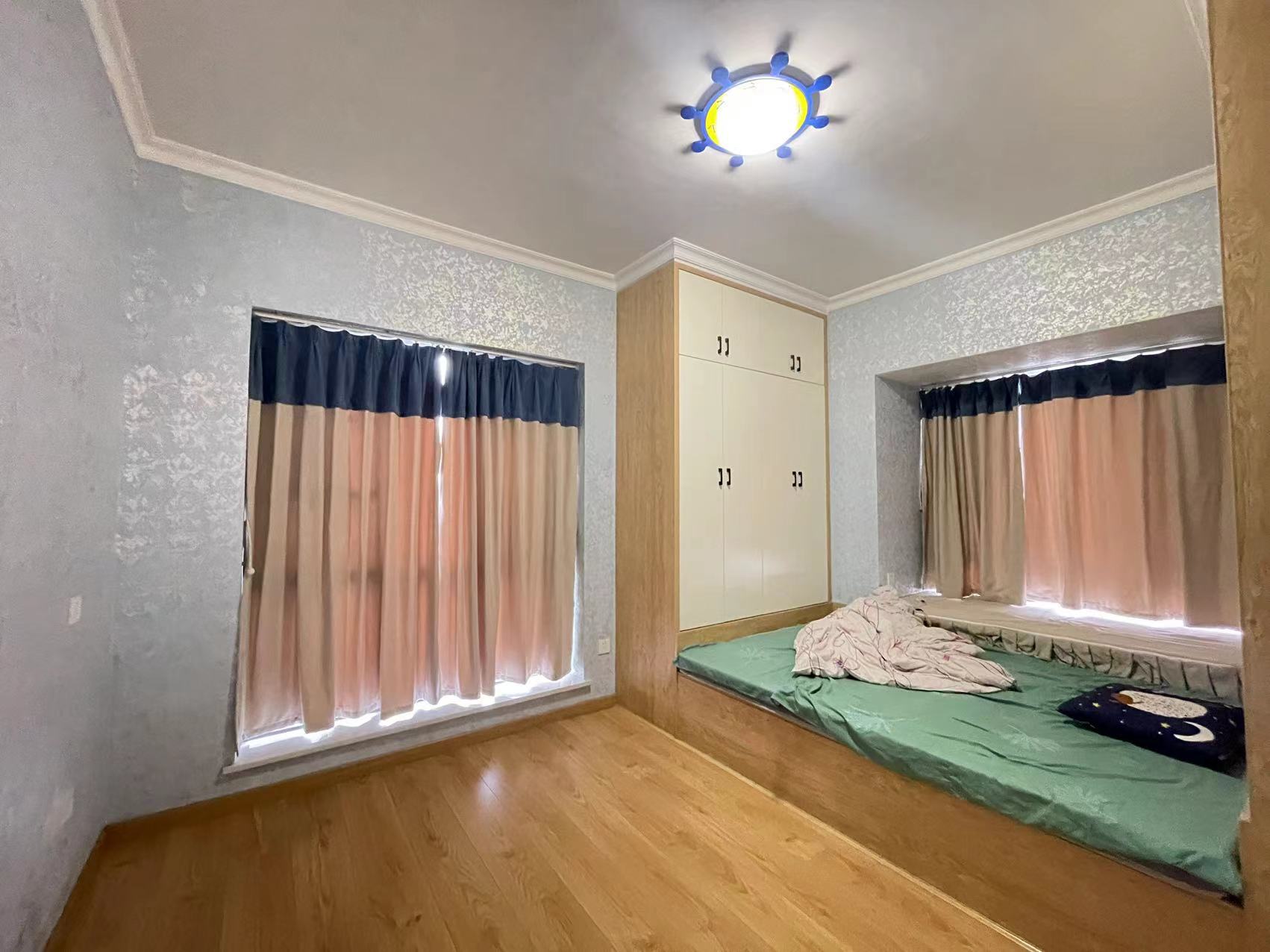 山水洲城华晨第一城 1室1厅1卫 92.0万 山水洲城华晨第一城 1室1厅1卫 92.0万室内图