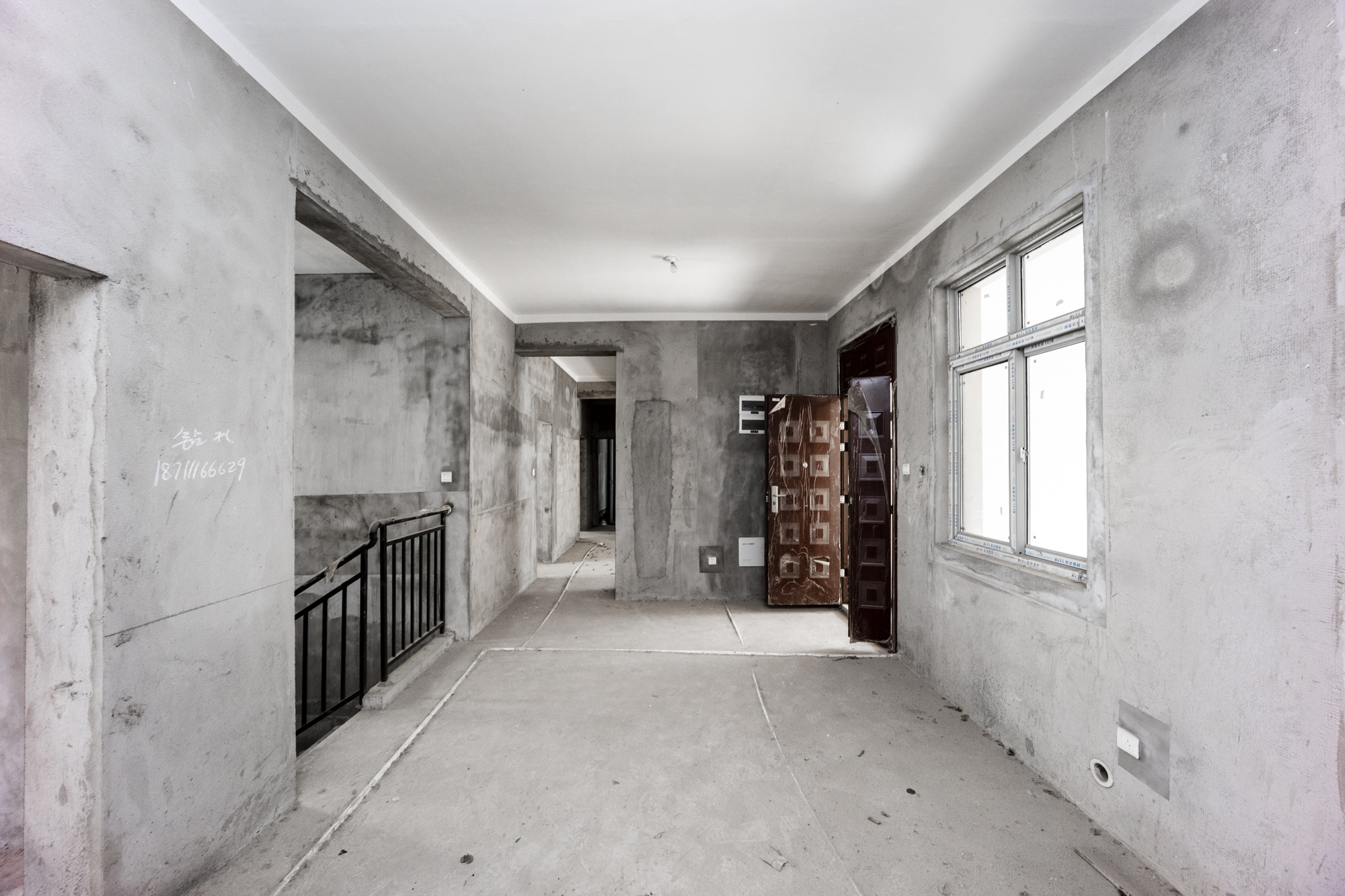 钱隆世家 5室2厅2卫 210.00万 钱隆世家 5室2厅2卫 210.00万其他