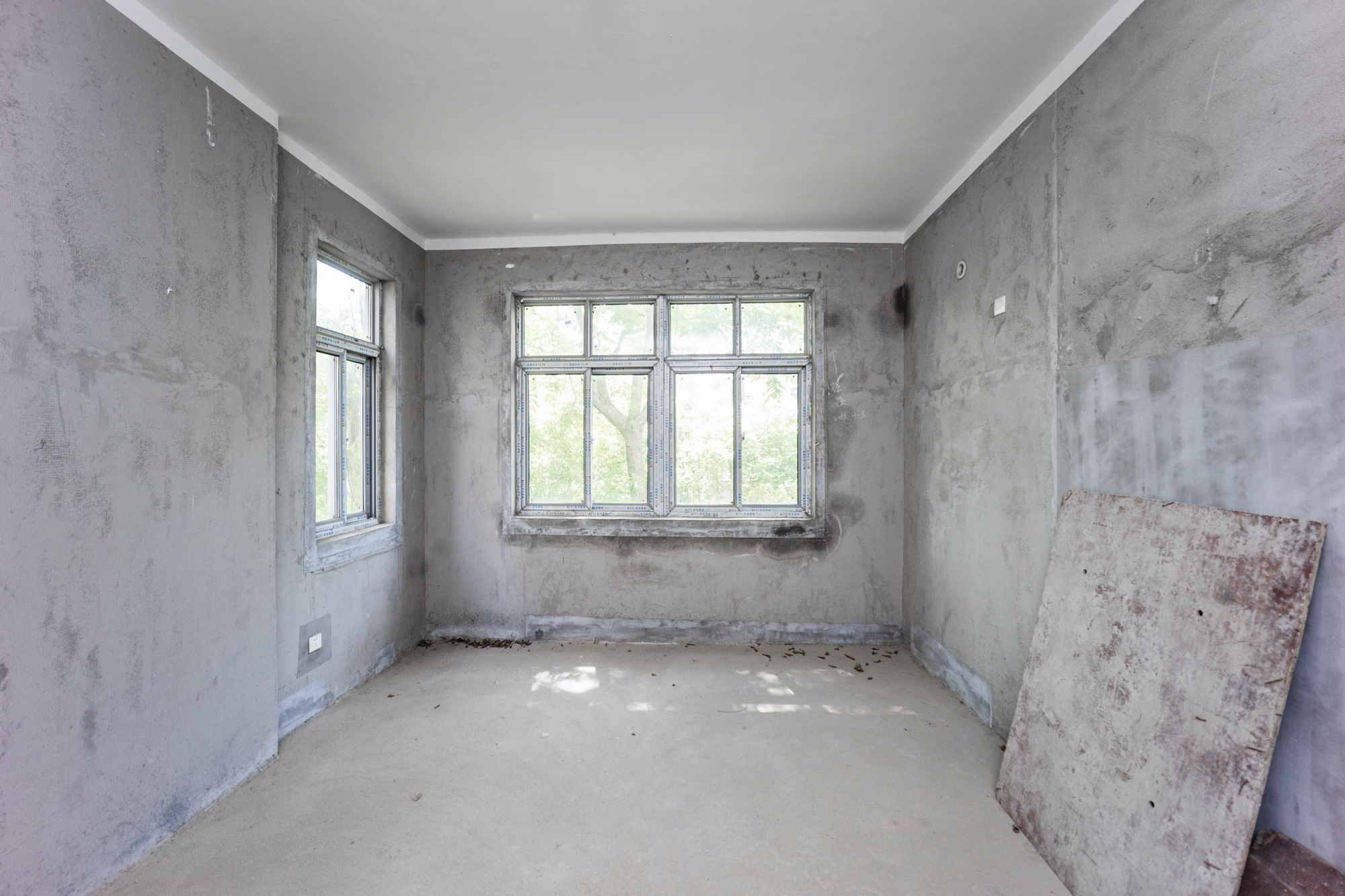 钱隆世家 5室2厅2卫 210.00万 钱隆世家 5室2厅2卫 210.00万其他