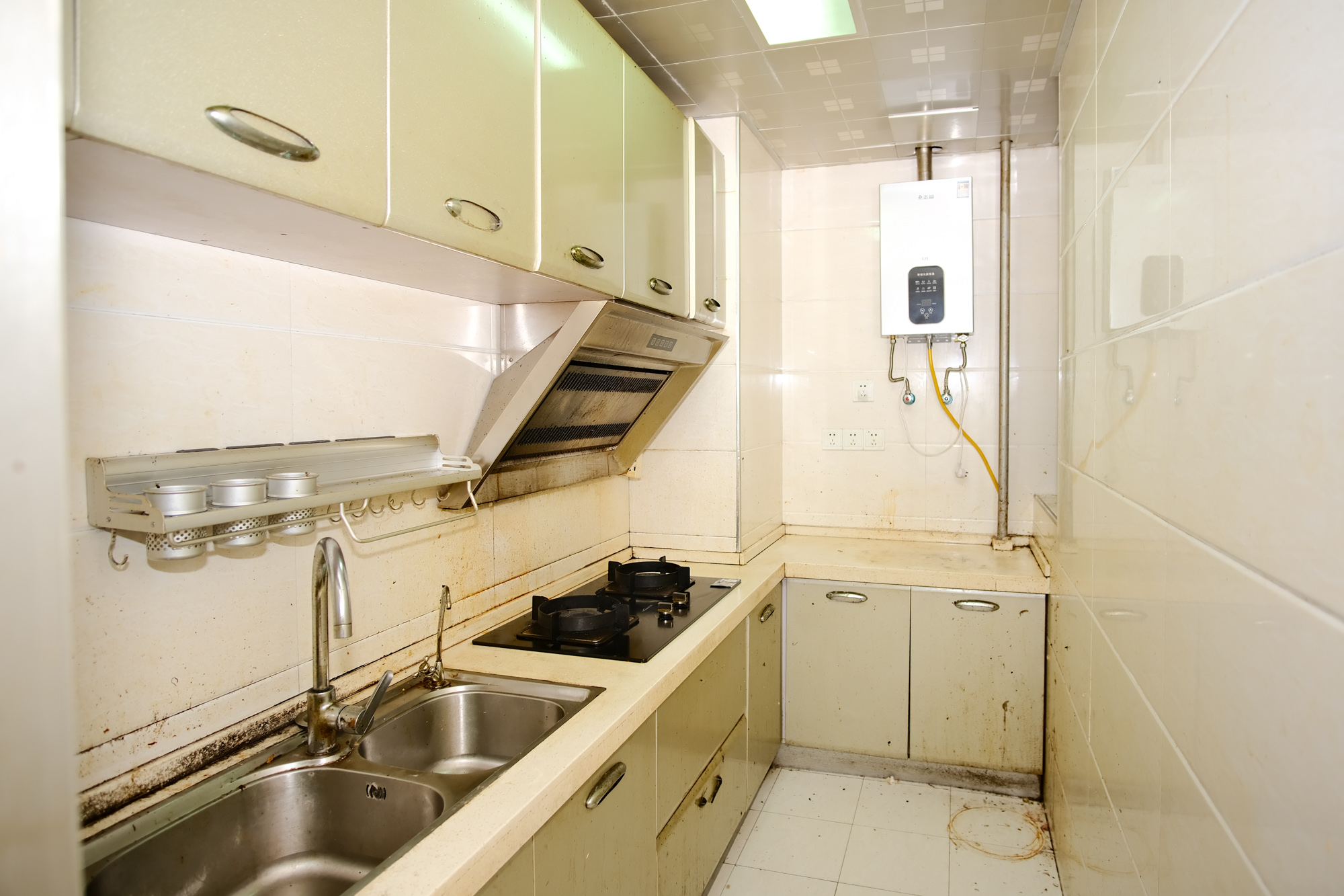 四季星城  2室2厅1卫   55.80万 四季星城  2室2厅1卫   55.80万厨房