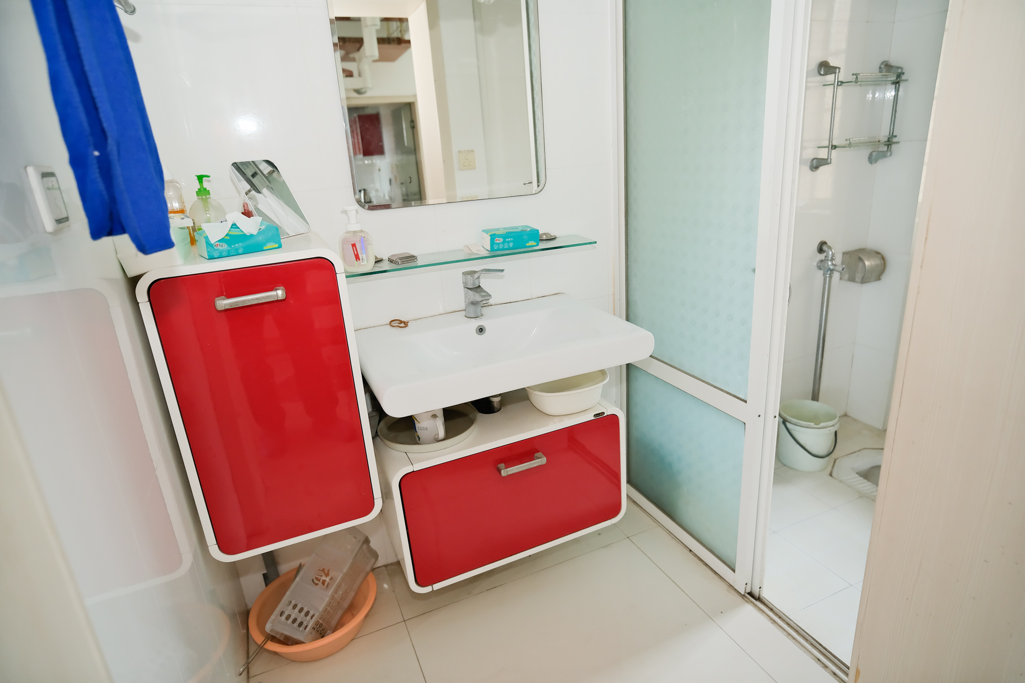 湘龙家园 5室2厅3卫 258.00万 湘龙家园 5室2厅3卫 258.00万卫生间