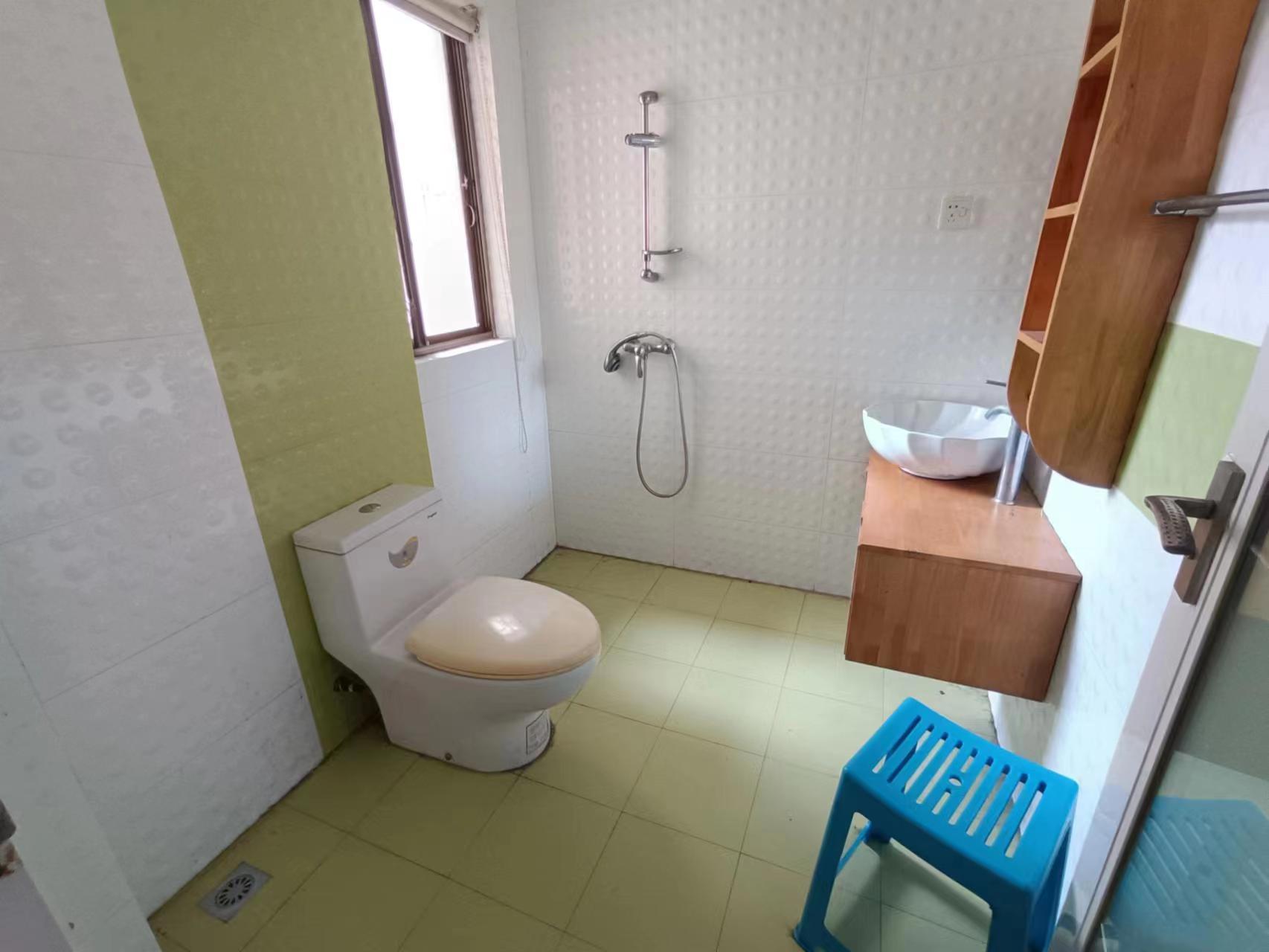 碧玉花园  3室2厅2卫   62.00万 碧玉花园  3室2厅2卫   62.00万室内图