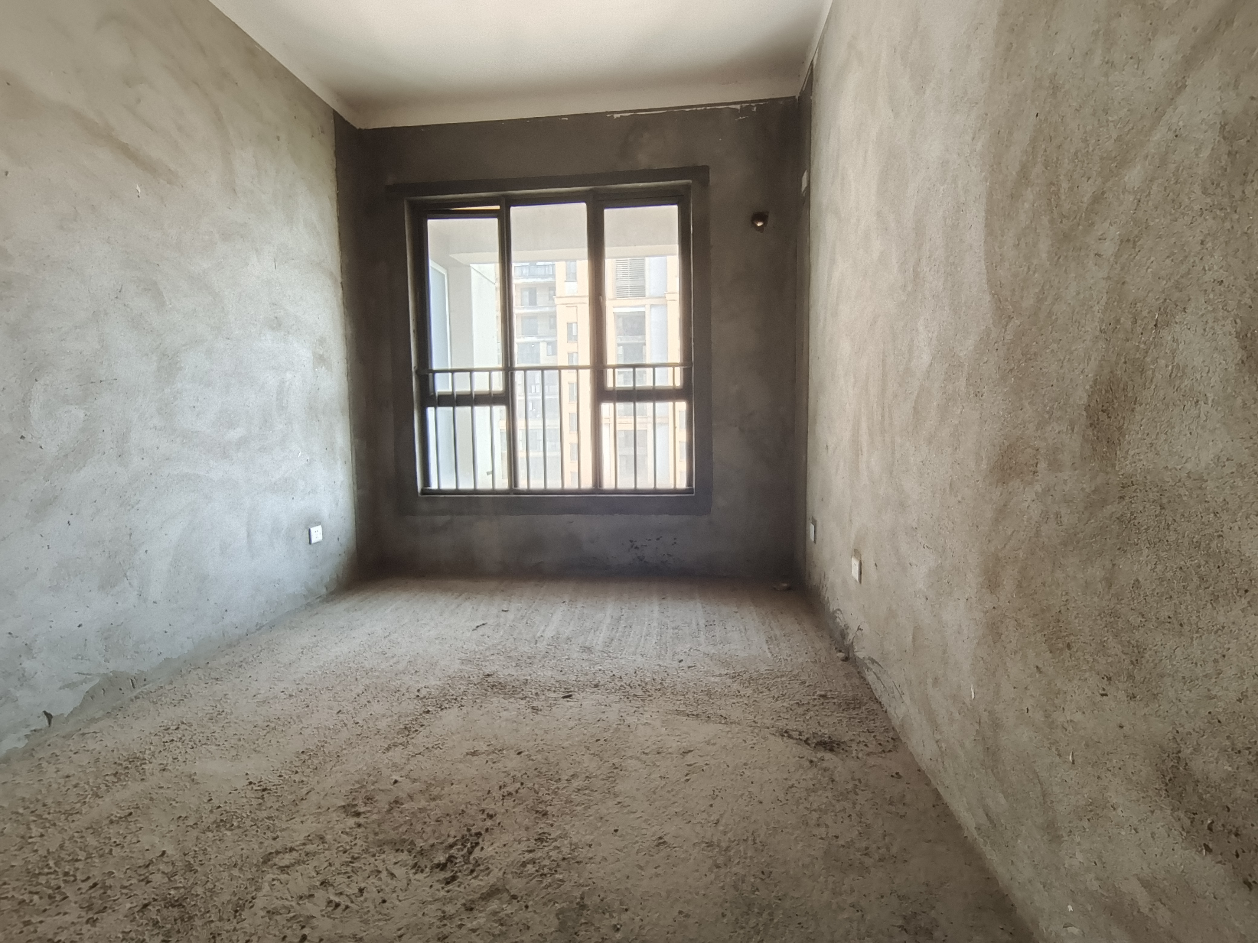 佳兆业金域天下二期 4室2厅2卫 96.00万 佳兆业金域天下二期 4室2厅2卫 96.00万室内图