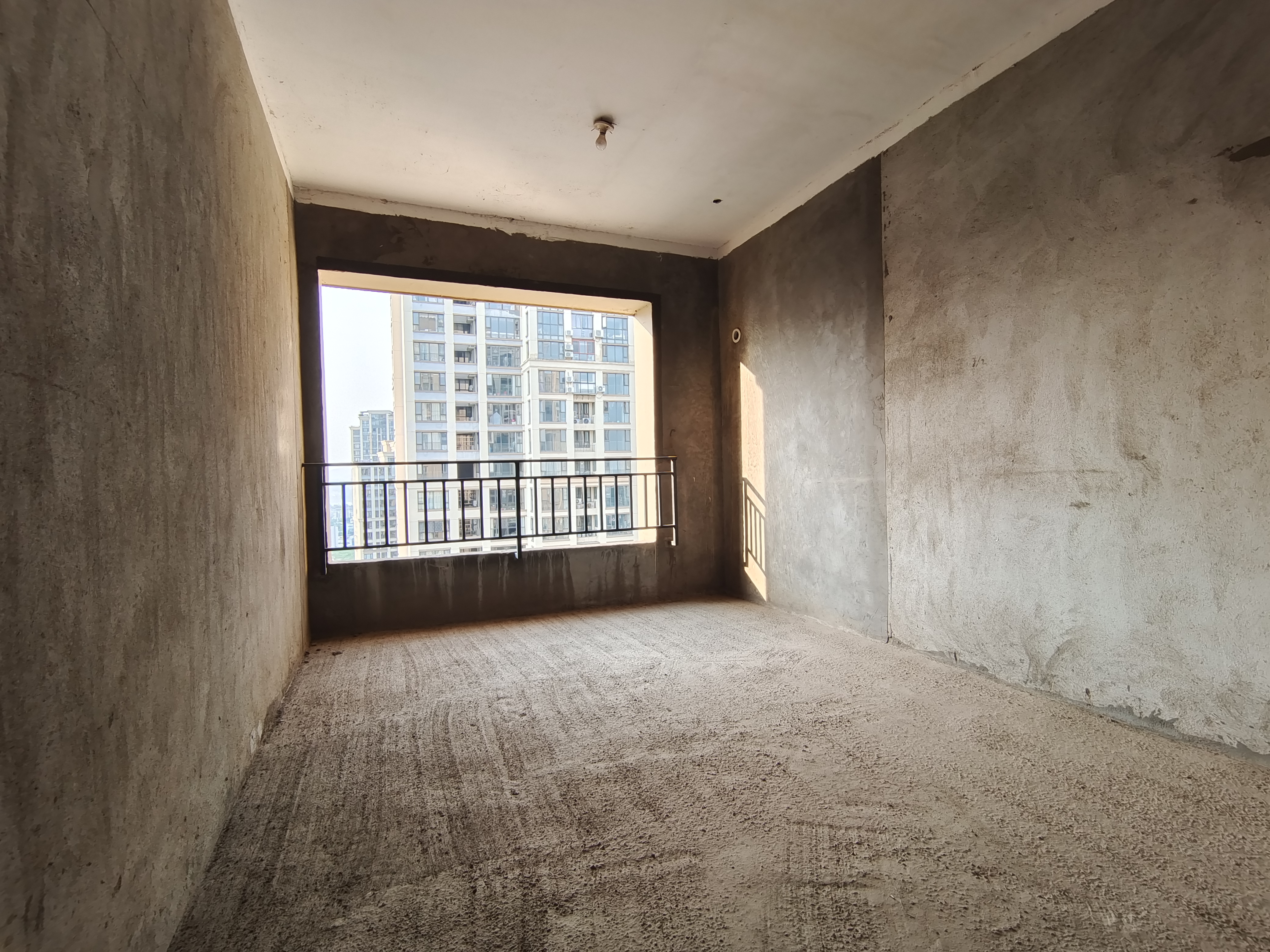 佳兆业金域天下二期 4室2厅2卫 96.00万 佳兆业金域天下二期 4室2厅2卫 96.00万室内图