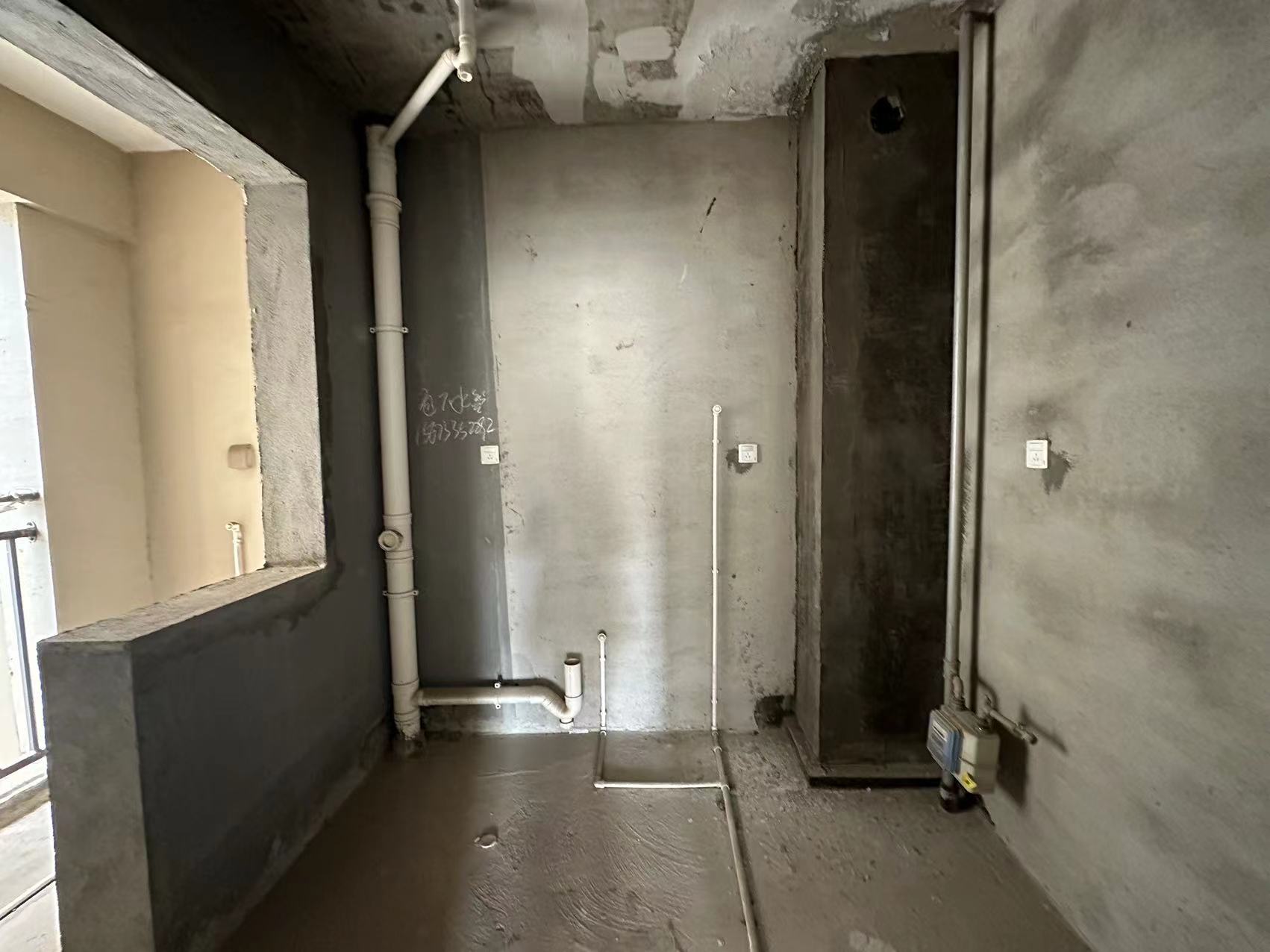 山水洲城华晨第一城 3室2厅1卫 56.0万 山水洲城华晨第一城 3室2厅1卫 56.0万室内图