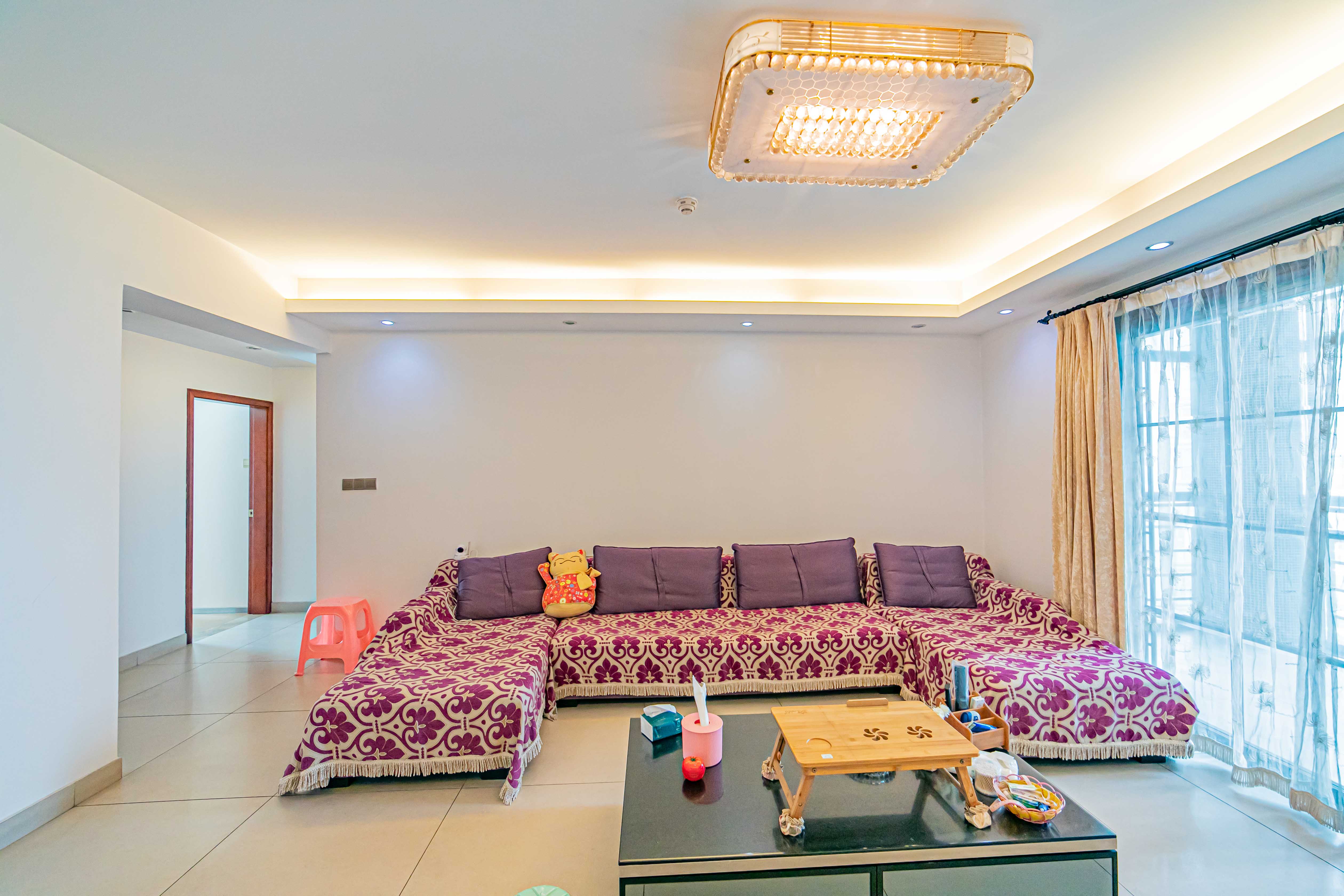 华盛新外滩 3室2厅2卫 227.00万 华盛新外滩 3室2厅2卫 227.00万客厅