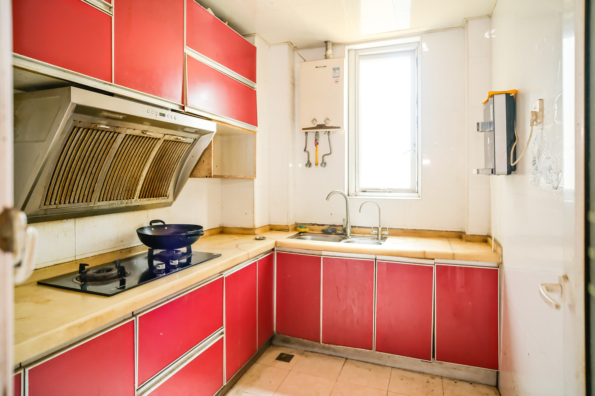 世景华庭 2室2厅1卫 64.00万 世景华庭 2室2厅1卫 64.00万厨房