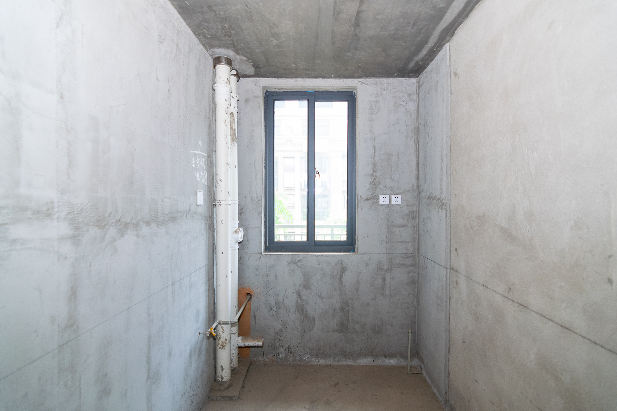 澳海澜庭 4室2厅2卫 85.0万 澳海澜庭 4室2厅2卫 85.0万厨房