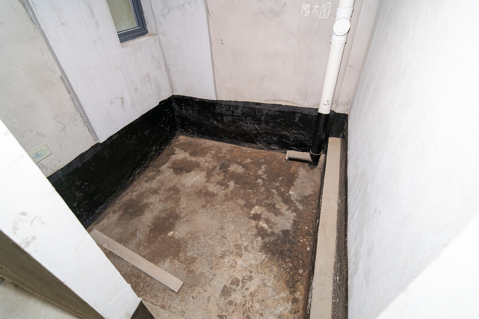 澳海澜庭 4室2厅2卫 85.0万 澳海澜庭 4室2厅2卫 85.0万卫生间