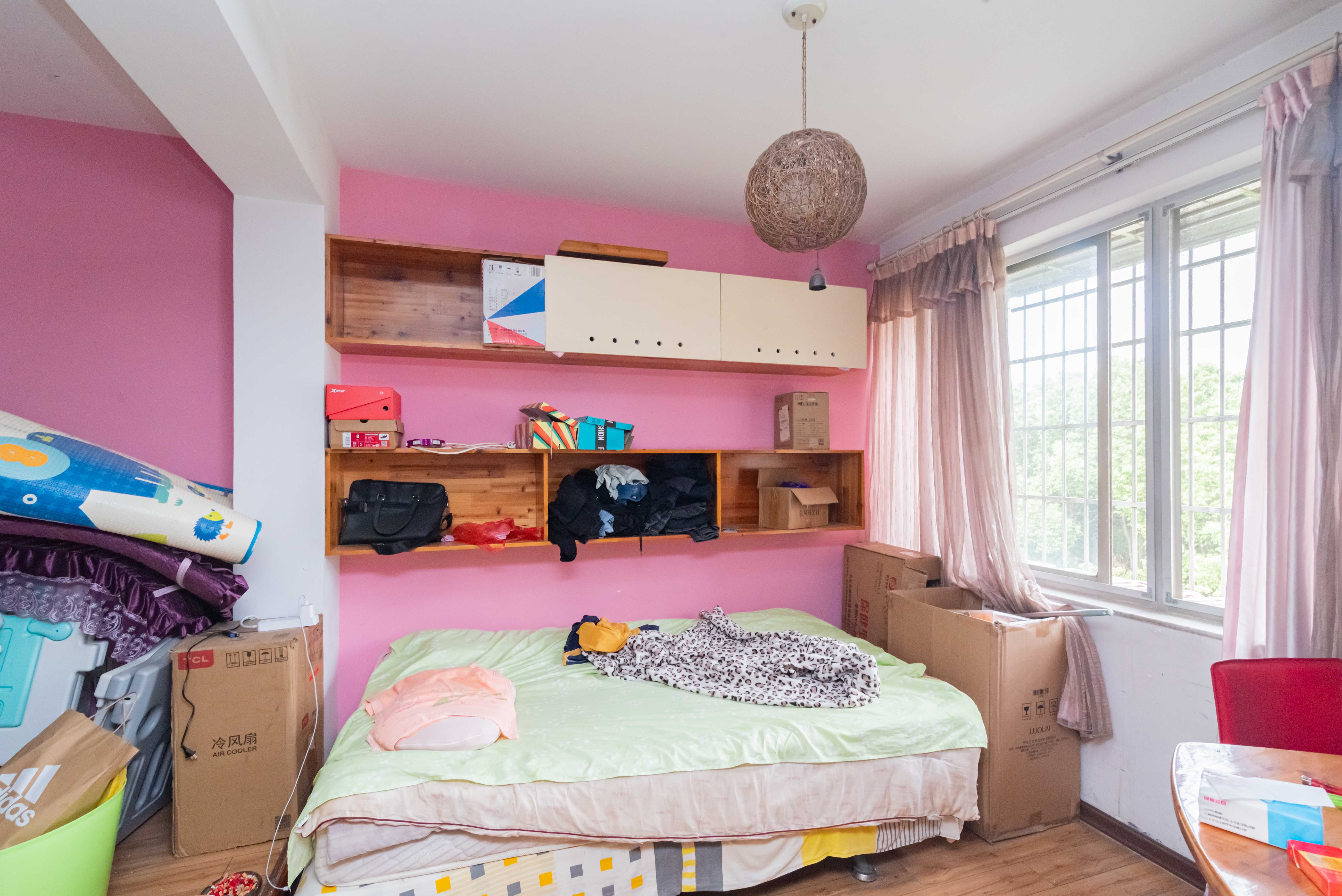 星沙汽配城（大塘村农机市场）  3室2厅1卫   42.00万卧室