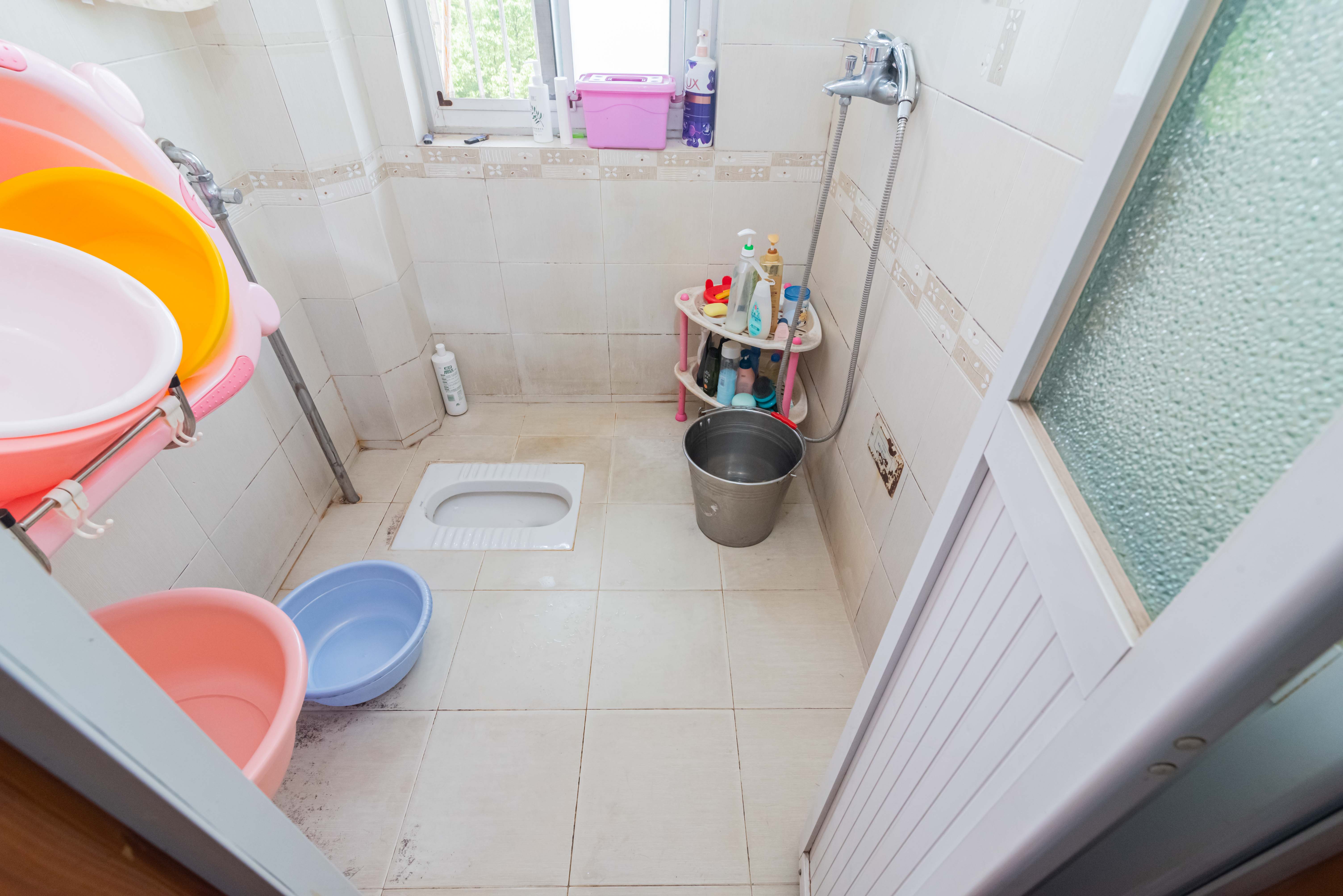 星沙汽配城（大塘村农机市场）  3室2厅1卫   42.00万卫生间