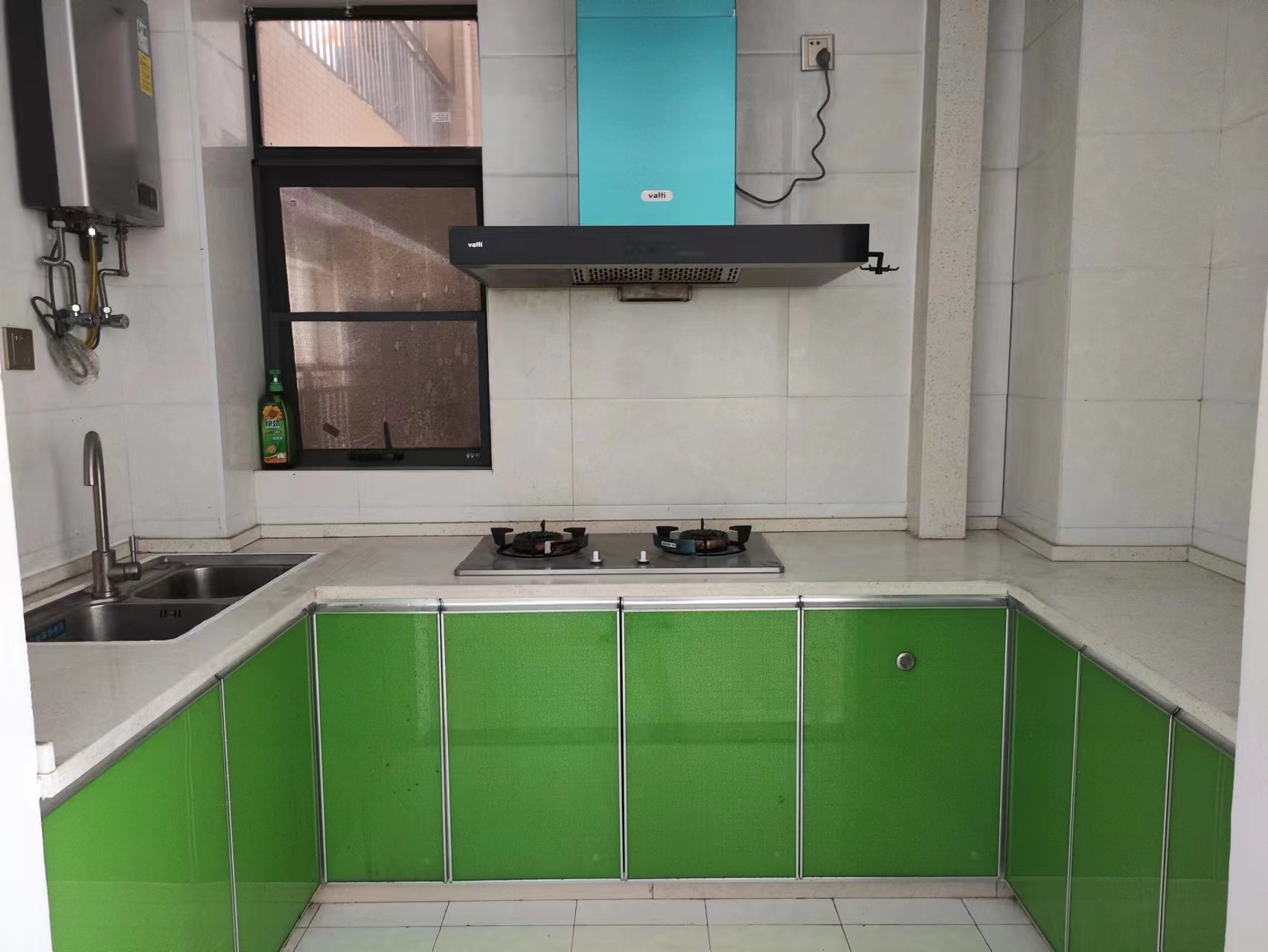 春藤小镇  3室2厅1卫   82.00万 春藤小镇  3室2厅1卫   82.00万室内图