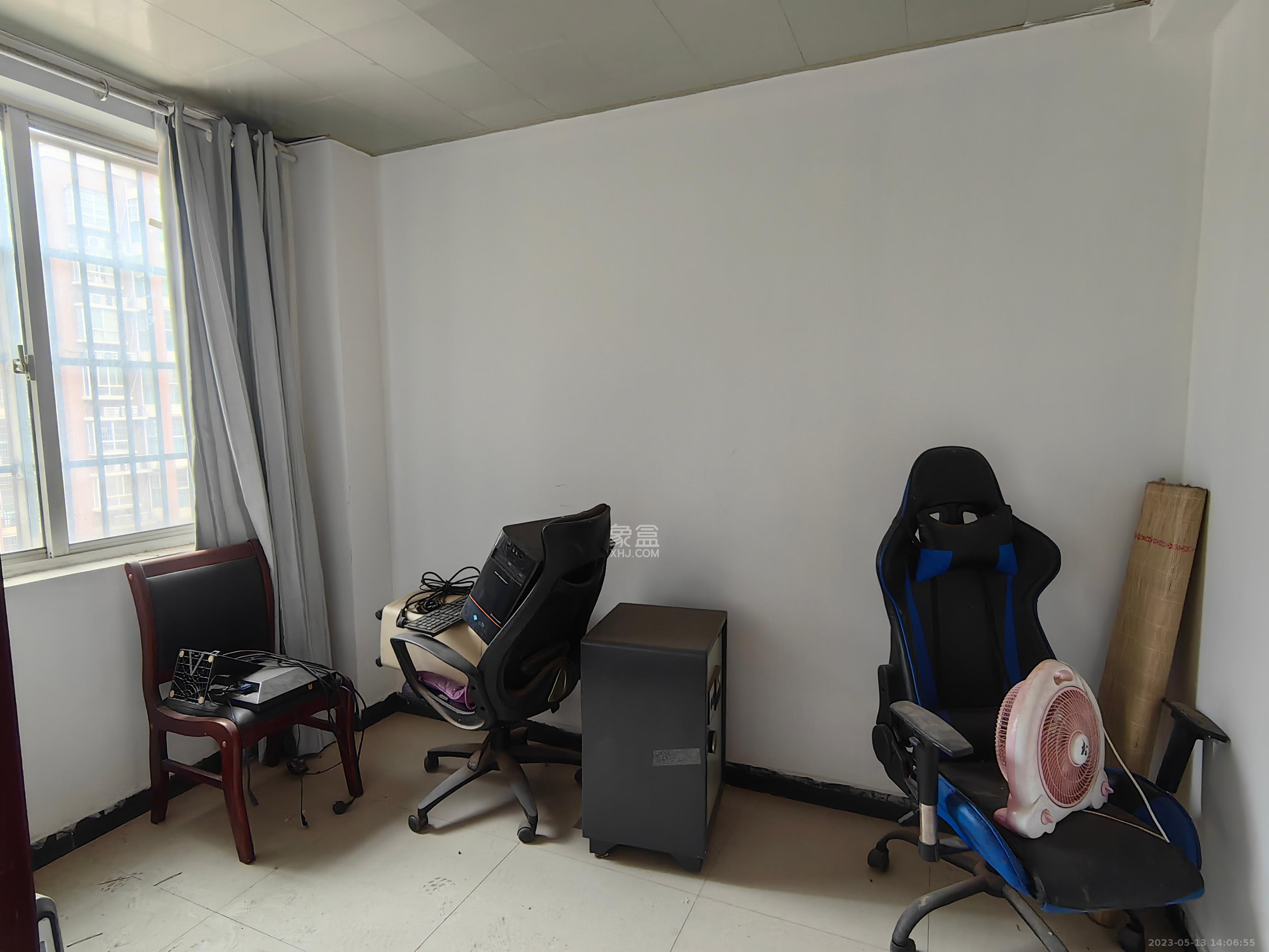 星城雅郡  3室2厅1卫   1500.00元/月室内图