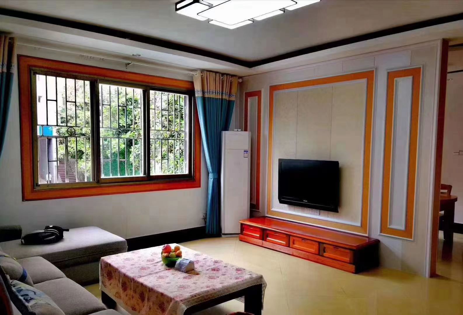 军转干部培训中心家属楼(人事局院内)  2室1厅1卫    45.8万 军转干部培训中心家属楼(人事局院内)  2室1厅1卫    45.8万室内图