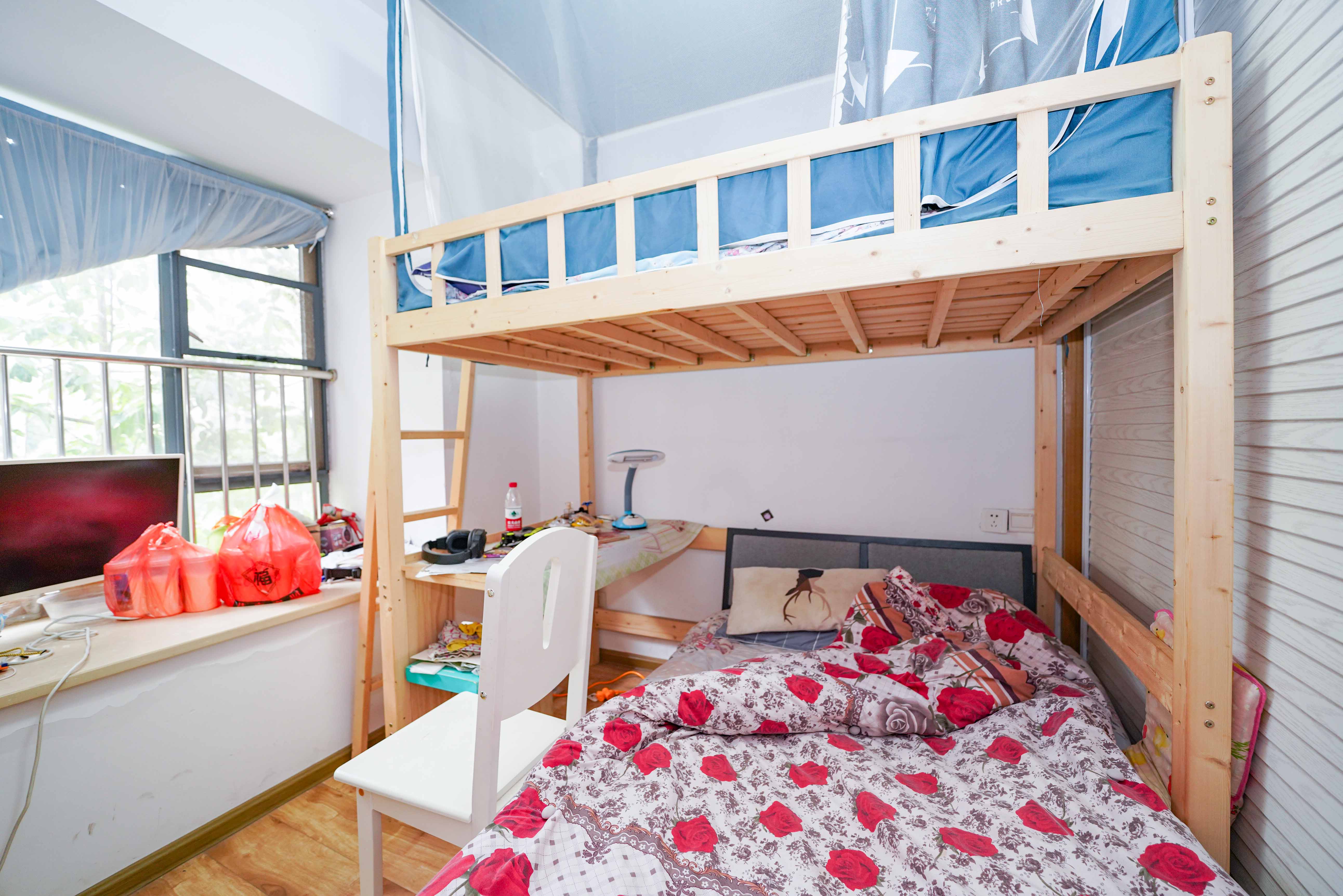 和美星城 2室2厅1卫 59.8万 和美星城 2室2厅1卫 59.8万卧室