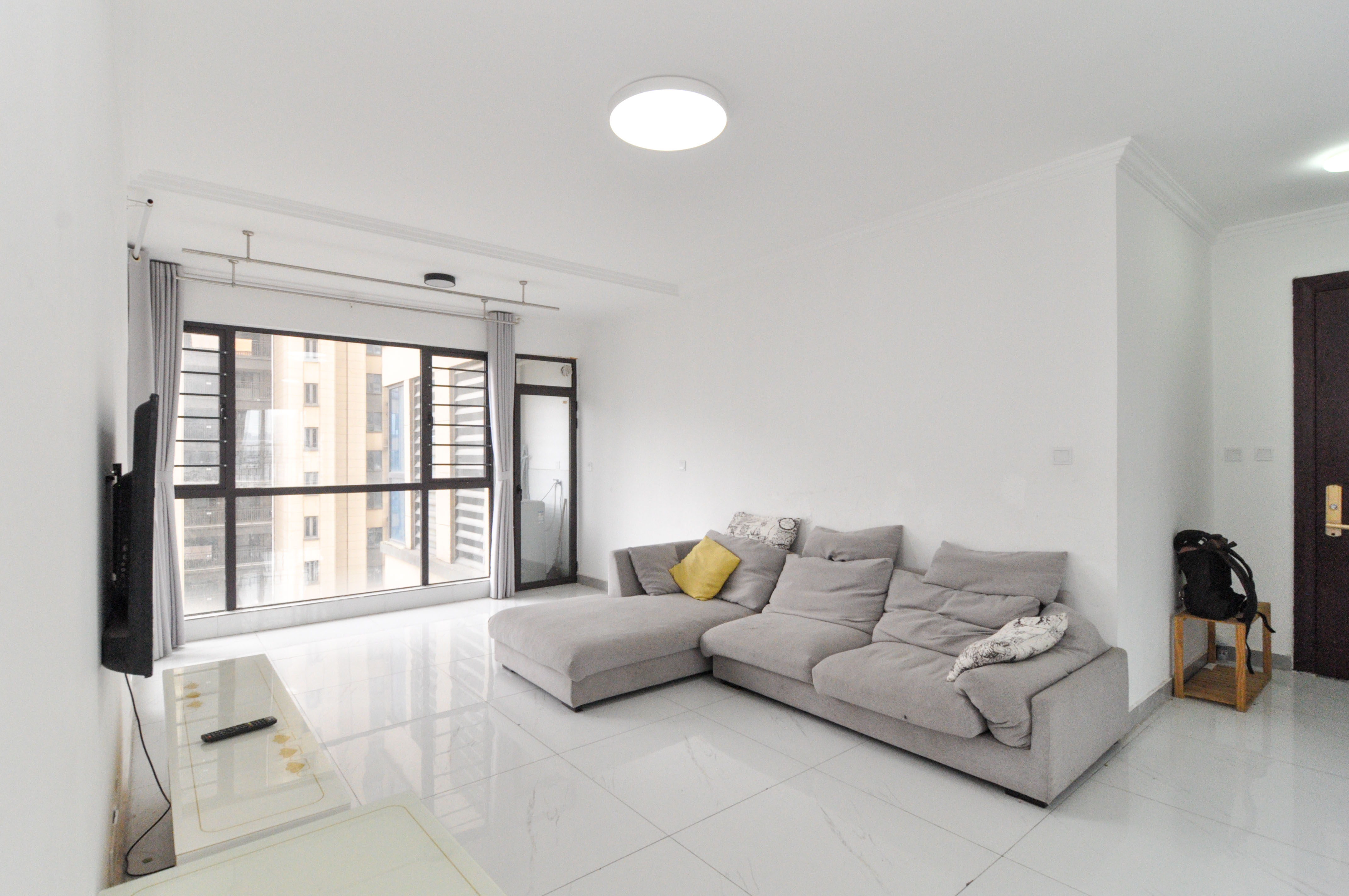 梅溪湖金茂悦(金悦雅苑) 4室2厅2卫 146.8万 梅溪湖金茂悦(金悦雅苑) 4室2厅2卫 146.8万客厅