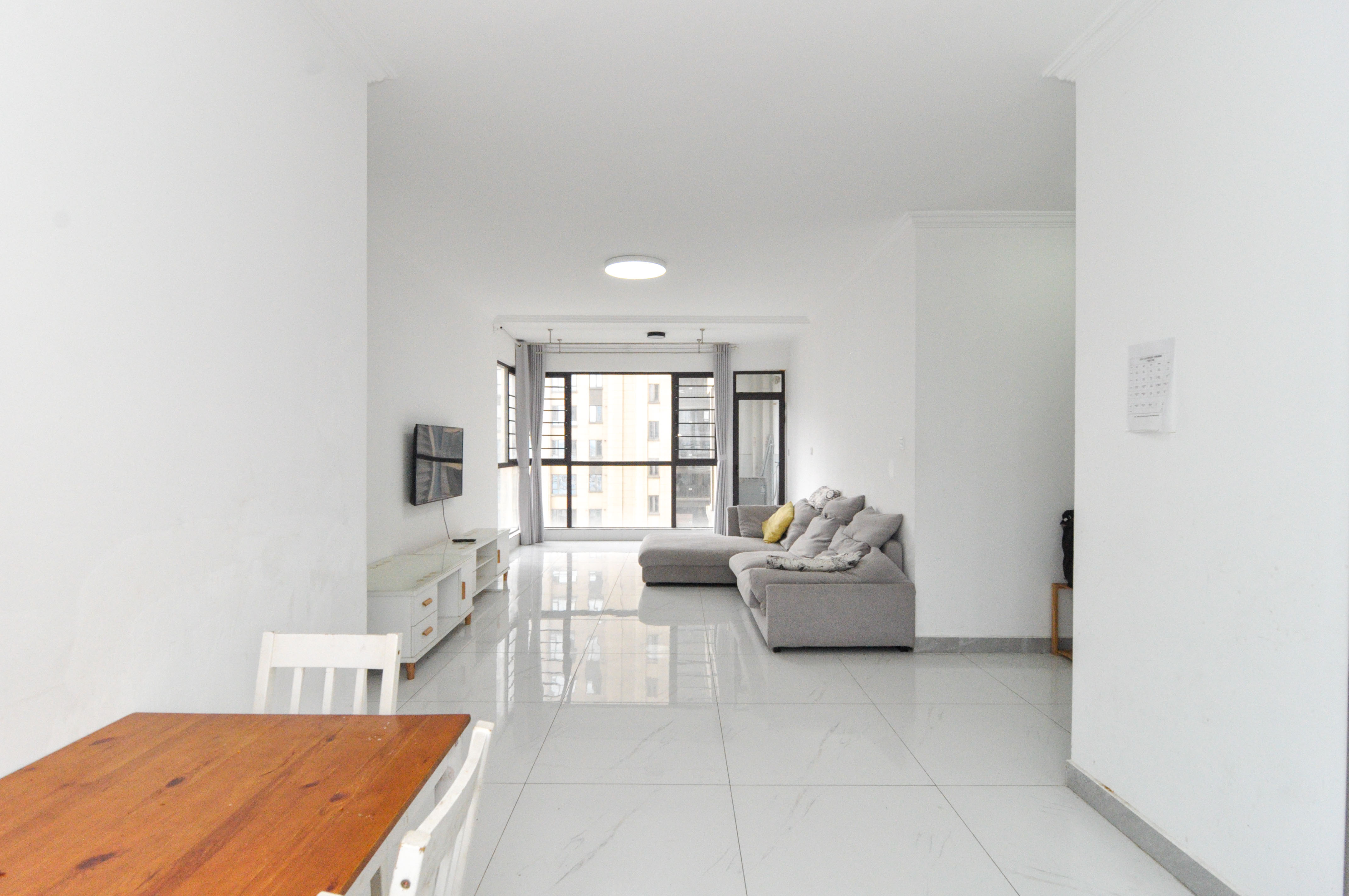 梅溪湖金茂悦(金悦雅苑) 4室2厅2卫 146.8万 梅溪湖金茂悦(金悦雅苑) 4室2厅2卫 146.8万客厅