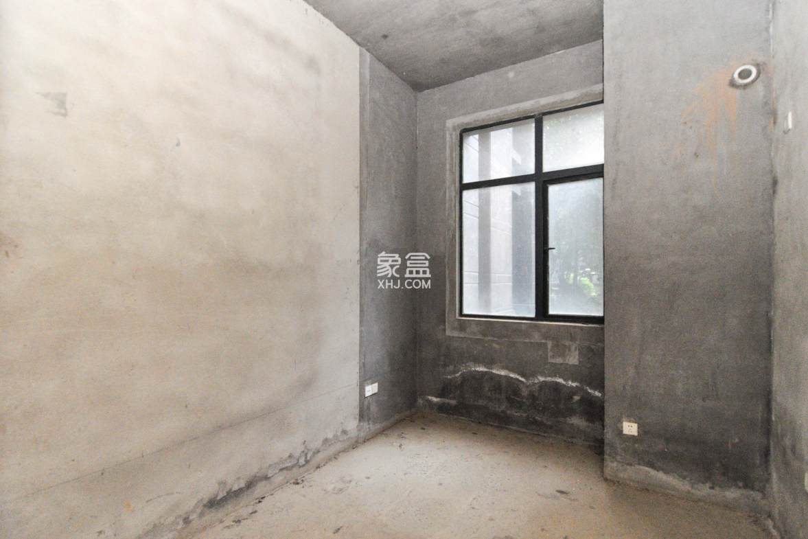 中海梅溪湖壹号 4室2厅2卫 298.00万 中海梅溪湖壹号 4室2厅2卫 298.00万其他