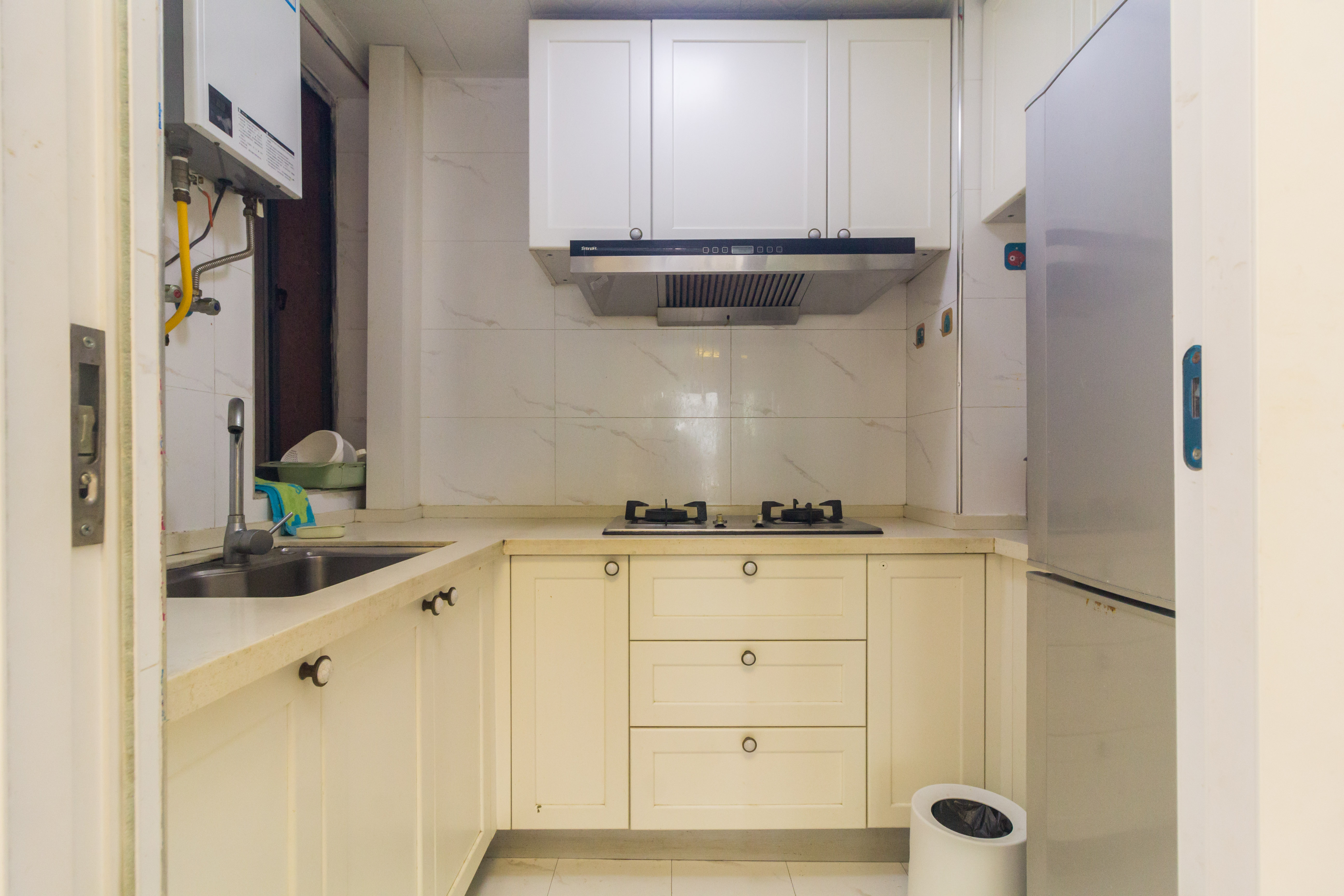 海德公园  3室2厅1卫   68.20万其他