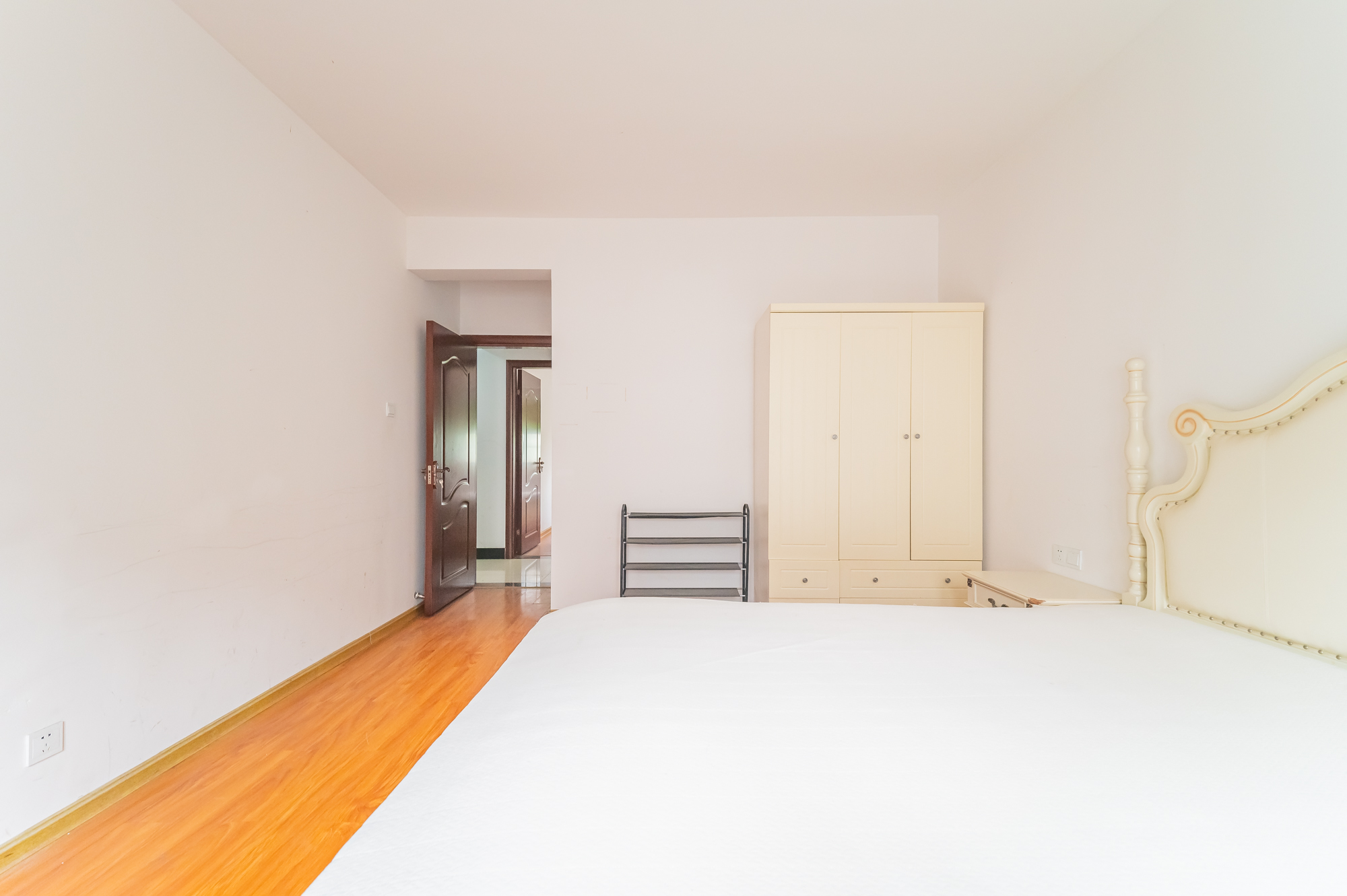 鹏基诺亚山林 4室2厅1卫 105.0万 鹏基诺亚山林 4室2厅1卫 105.0万卧室