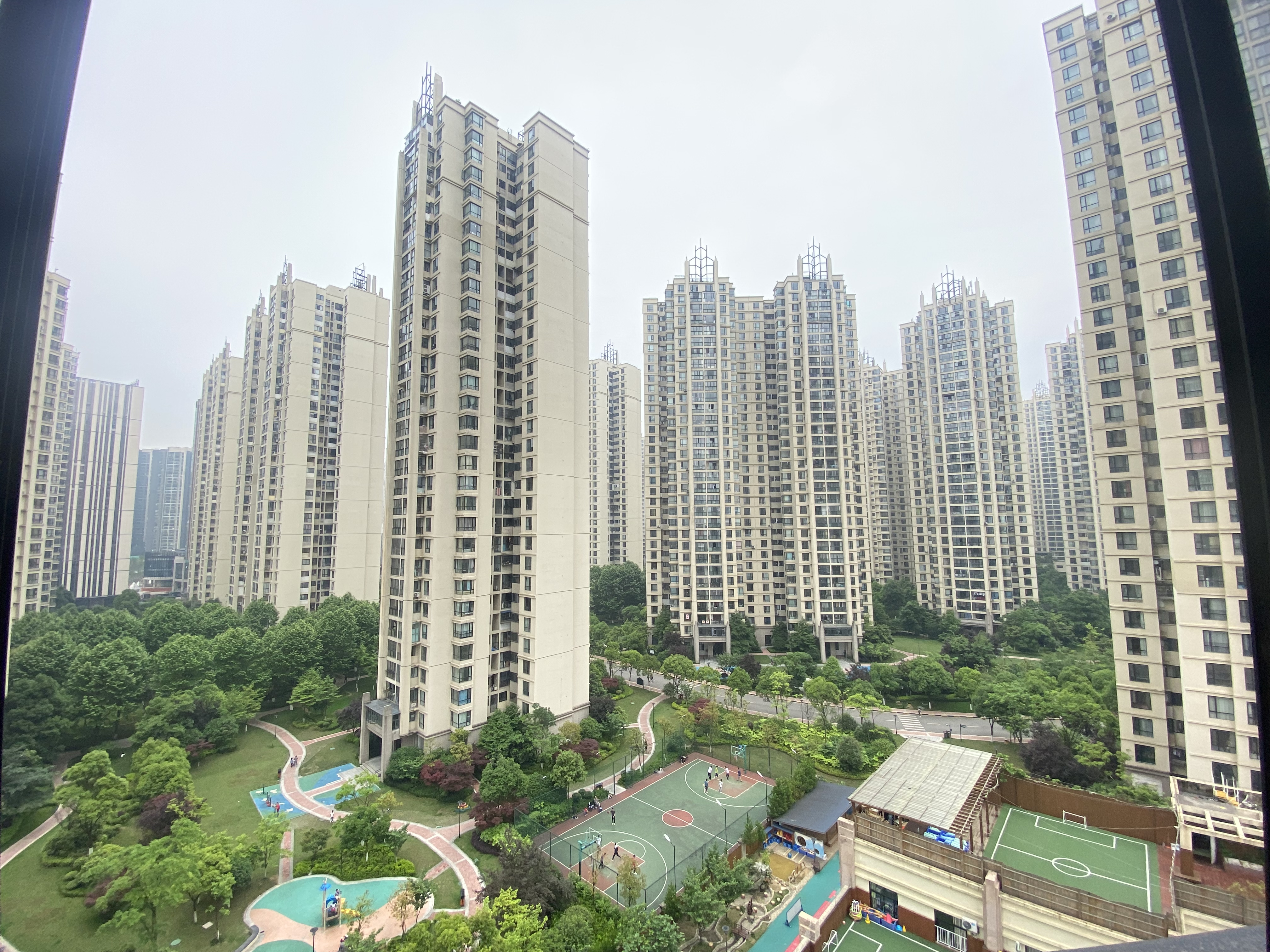 美的林城时代  3室2厅2卫   2800.00元/月室内图