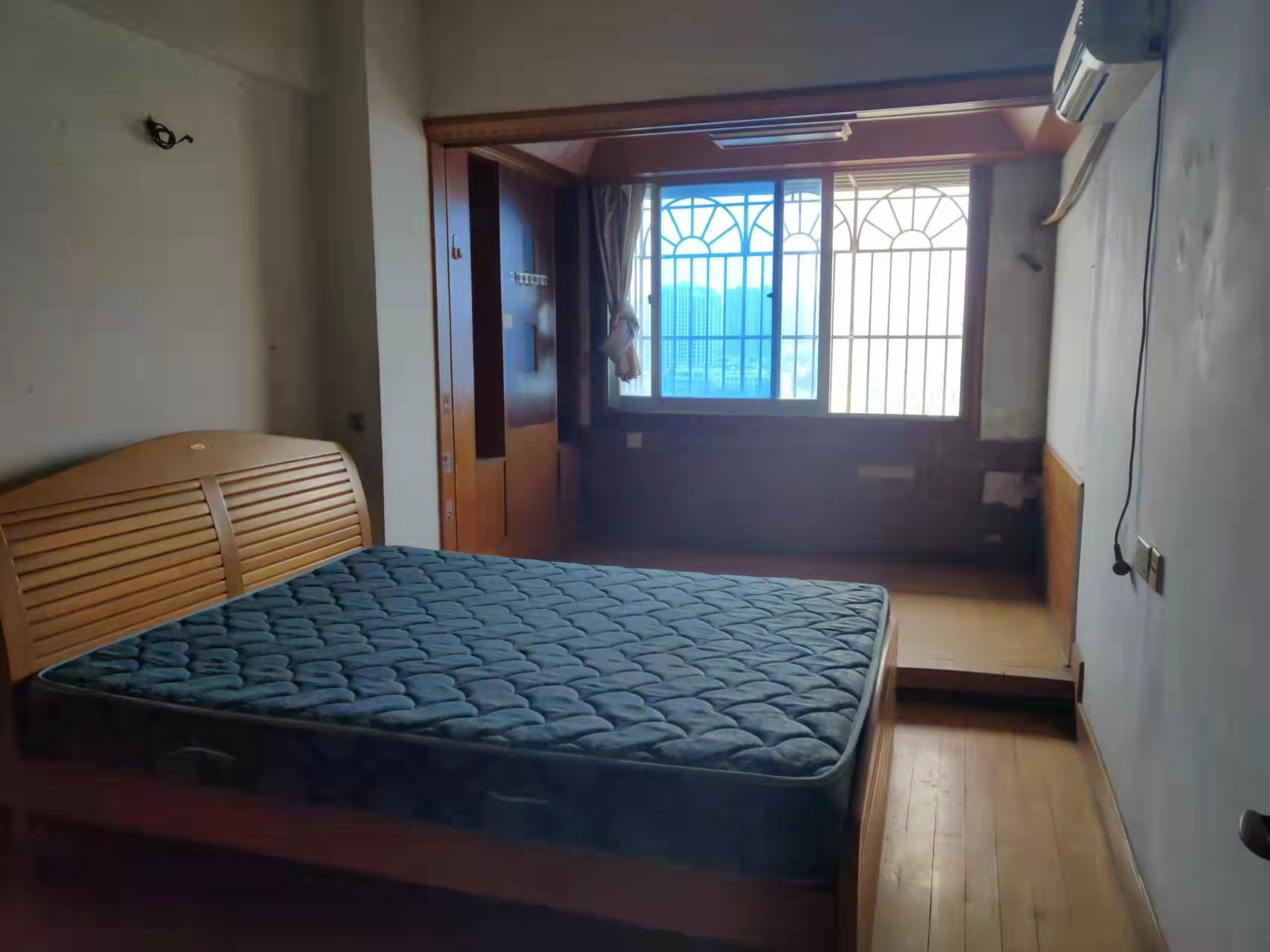 金元大厦 5室2厅1卫 69.8万 金元大厦 5室2厅1卫 69.8万室内图