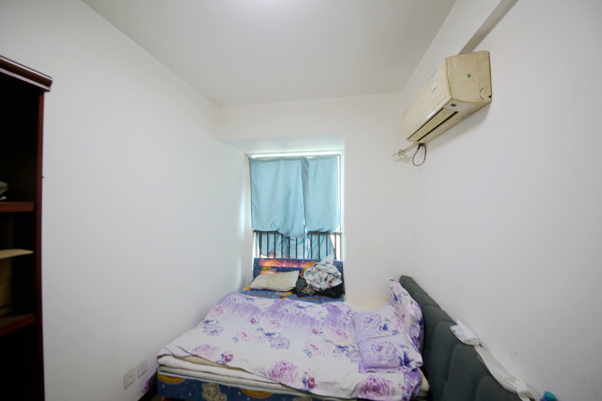 天下一家  3室2厅1卫    91.5万卧室