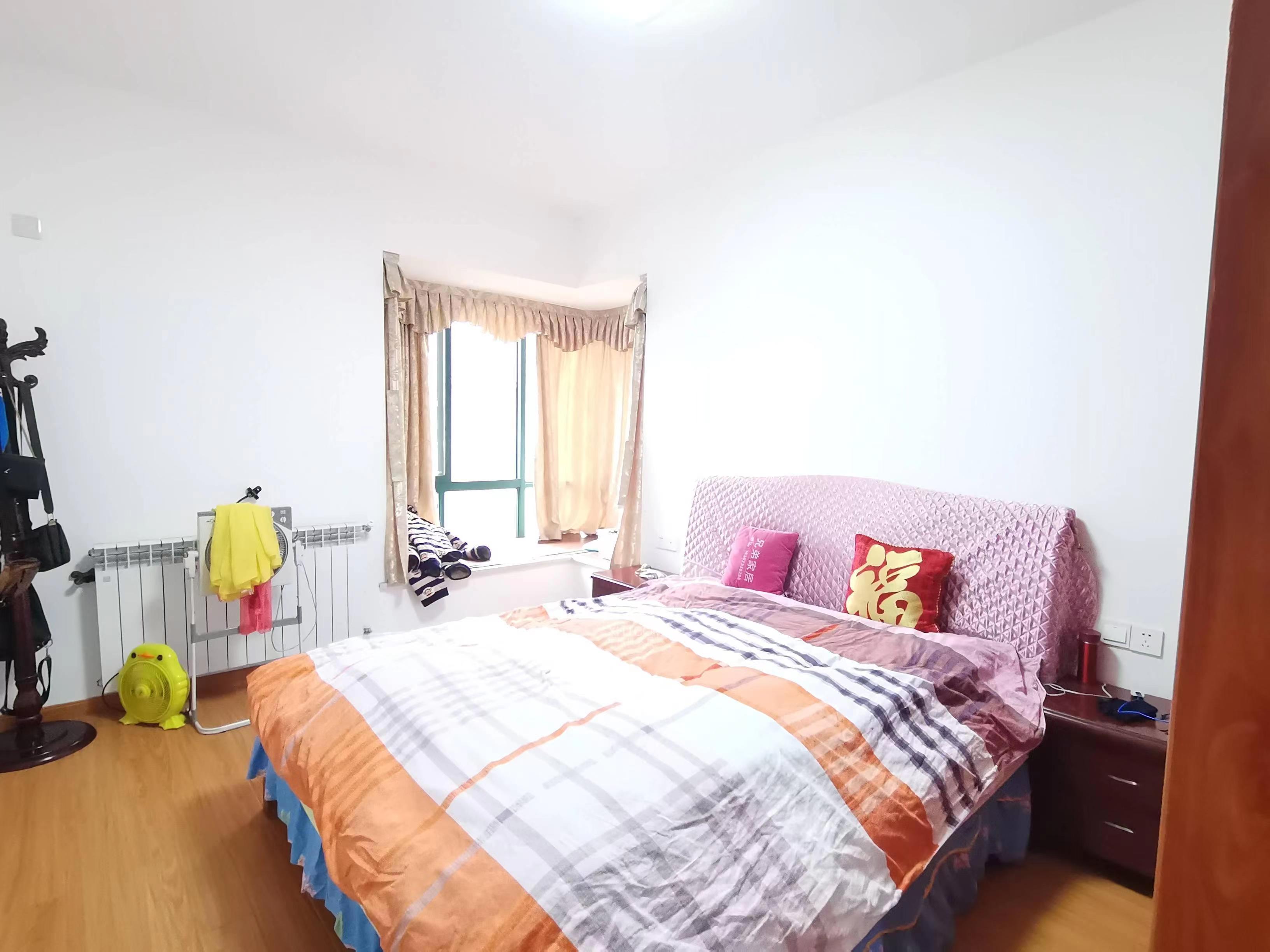 新城首座  3室2厅2卫    86.0万 新城首座  3室2厅2卫    86.0万室内图