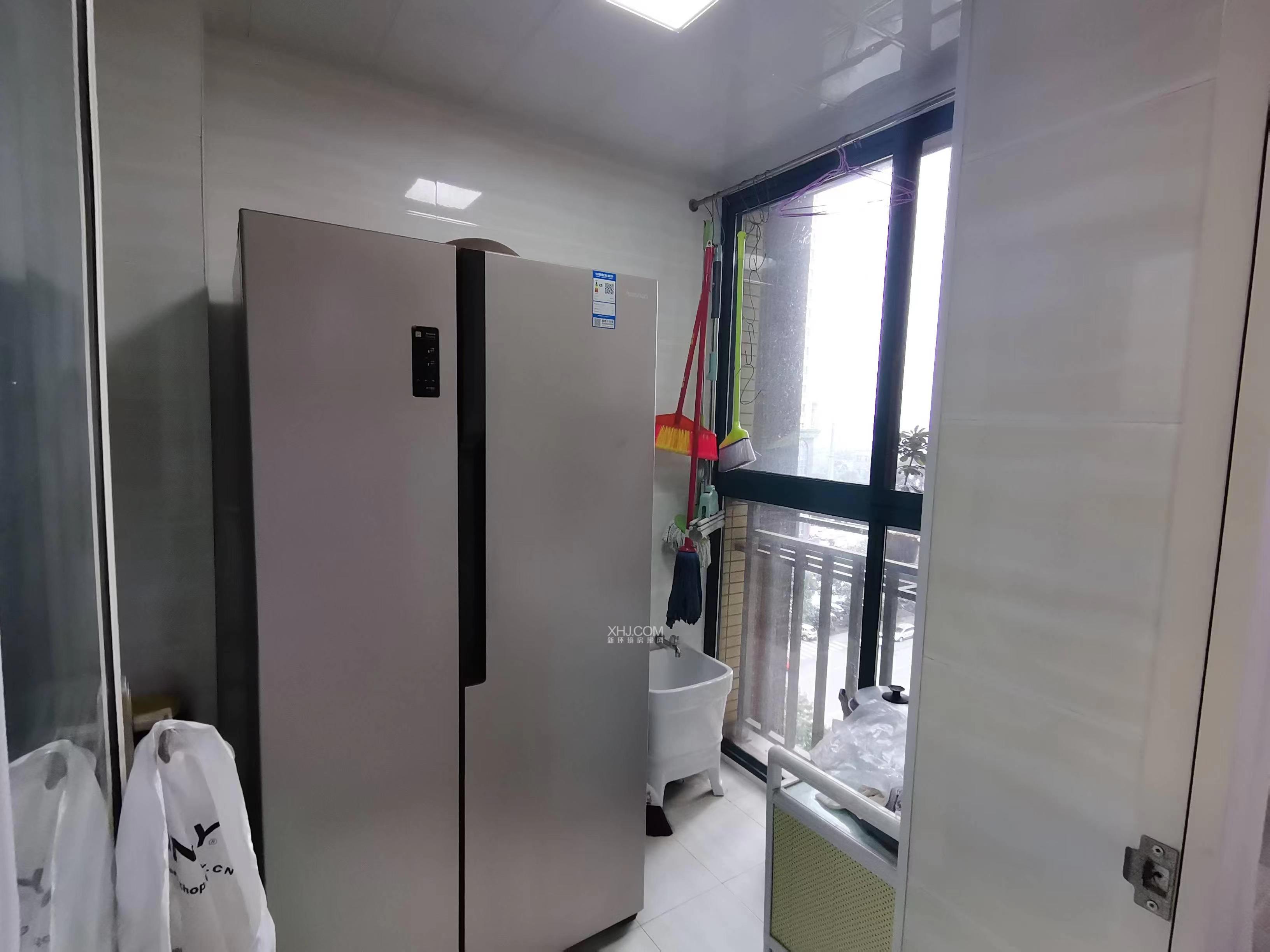 新城首座  3室2厅2卫    86.0万 新城首座  3室2厅2卫    86.0万室内图