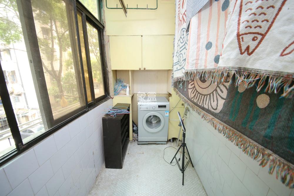 人民新村  2室1厅1卫   48.00万