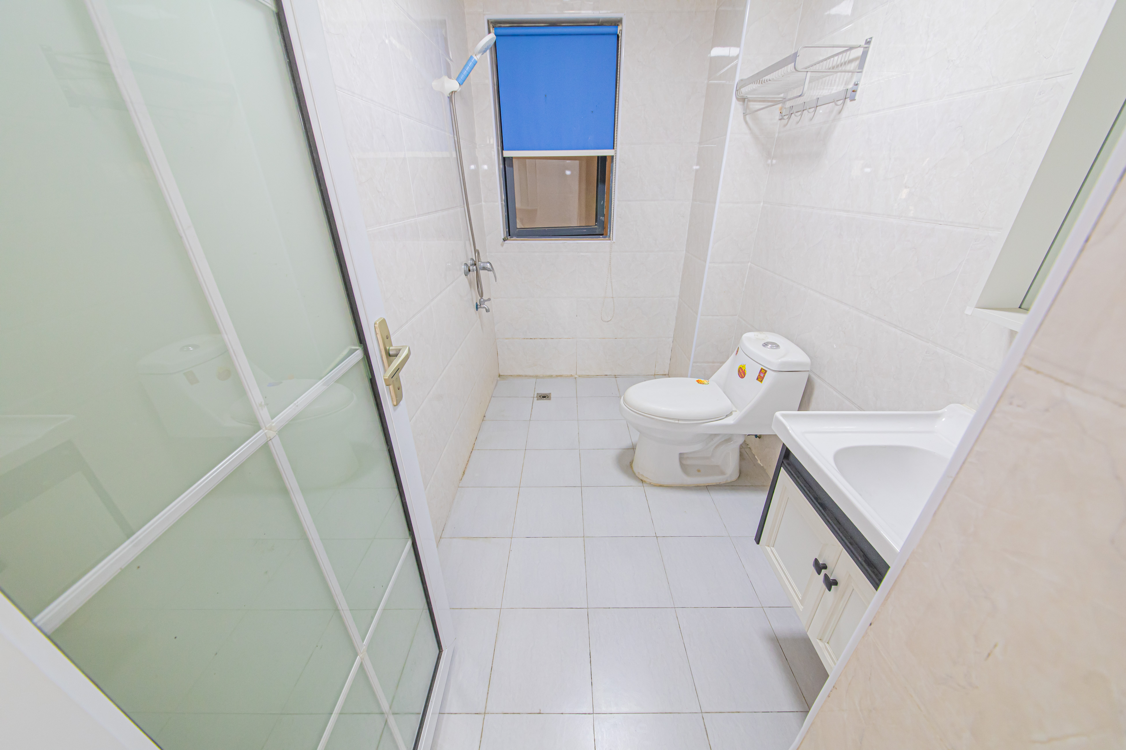 中建芙蓉嘉苑  3室2厅1卫   95.00万 中建芙蓉嘉苑  3室2厅1卫   95.00万卫生间