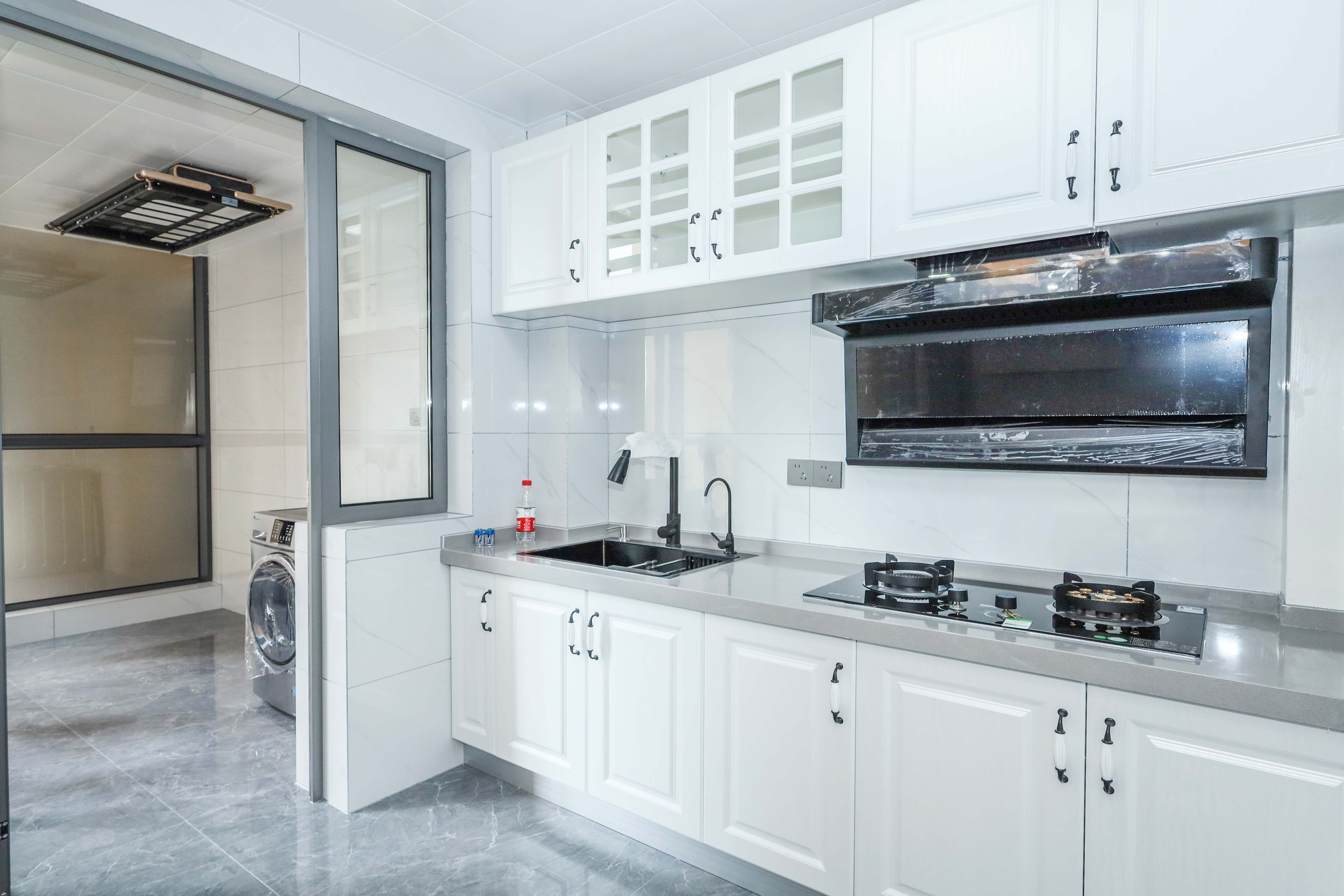 潇湘奥林匹克花园  4室2厅1卫    144.8万厨房