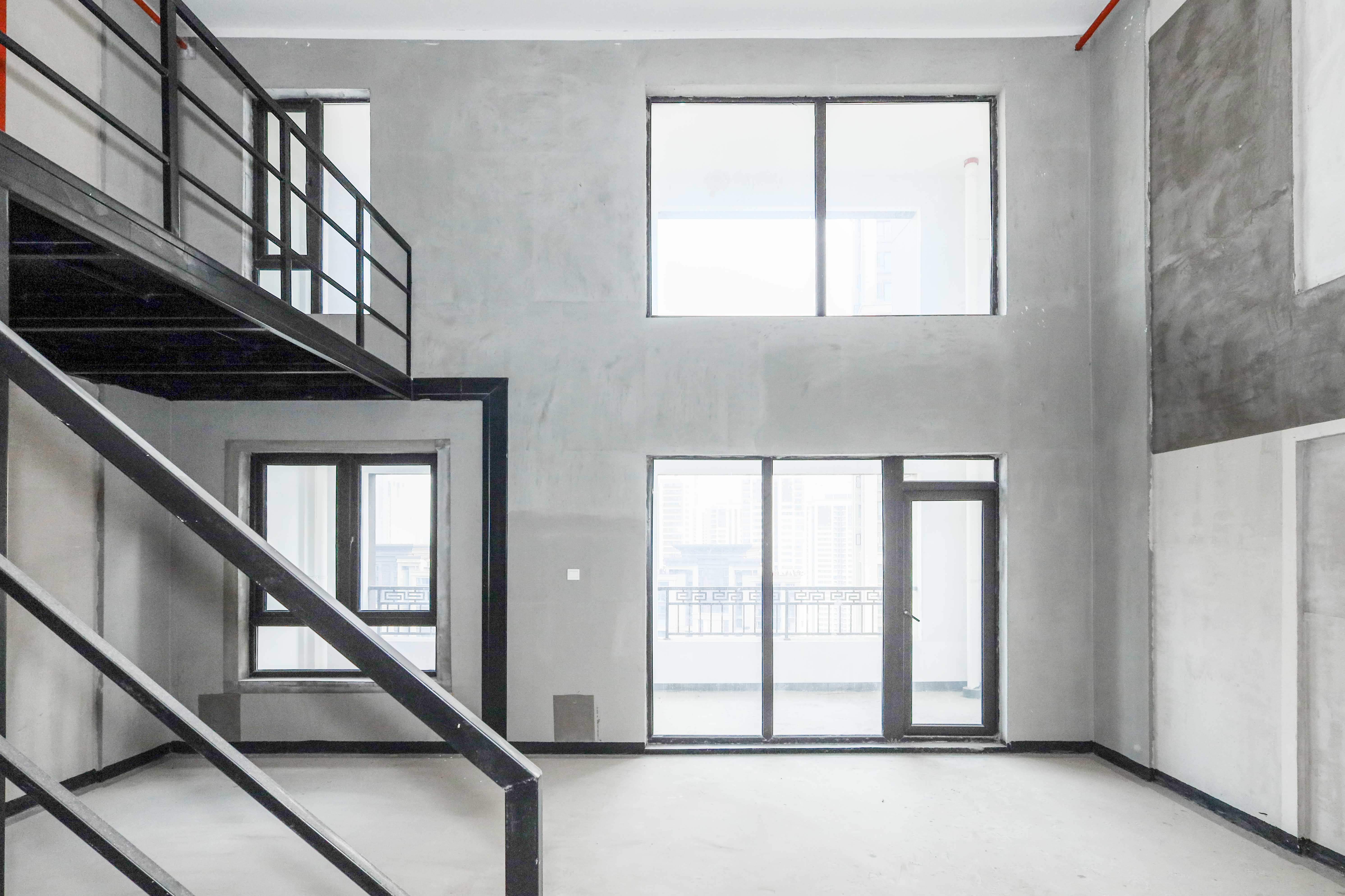 建发央著  4室2厅2卫   300.00万客厅