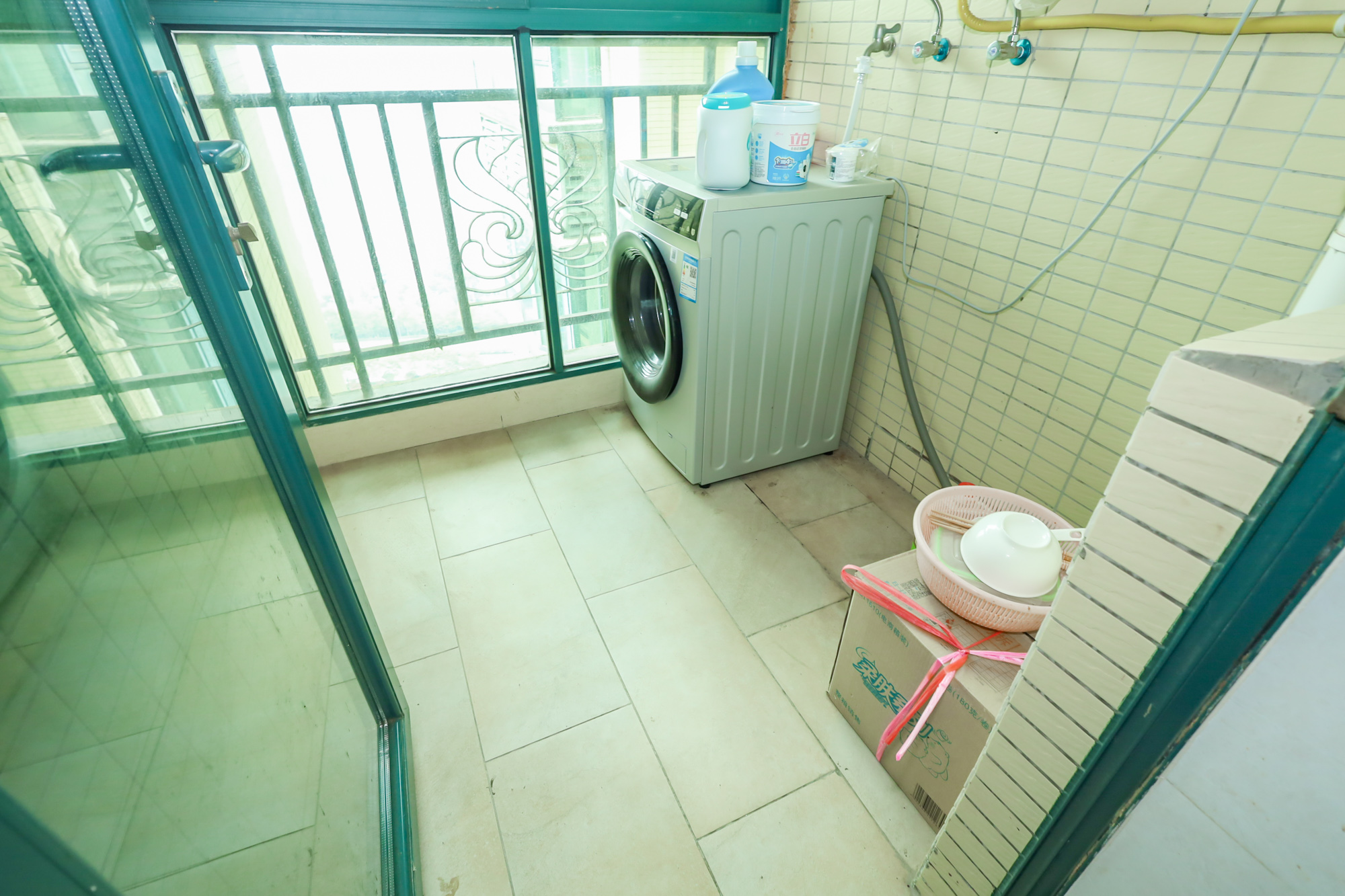 恒大华府  2室2厅2卫   150.00万其他