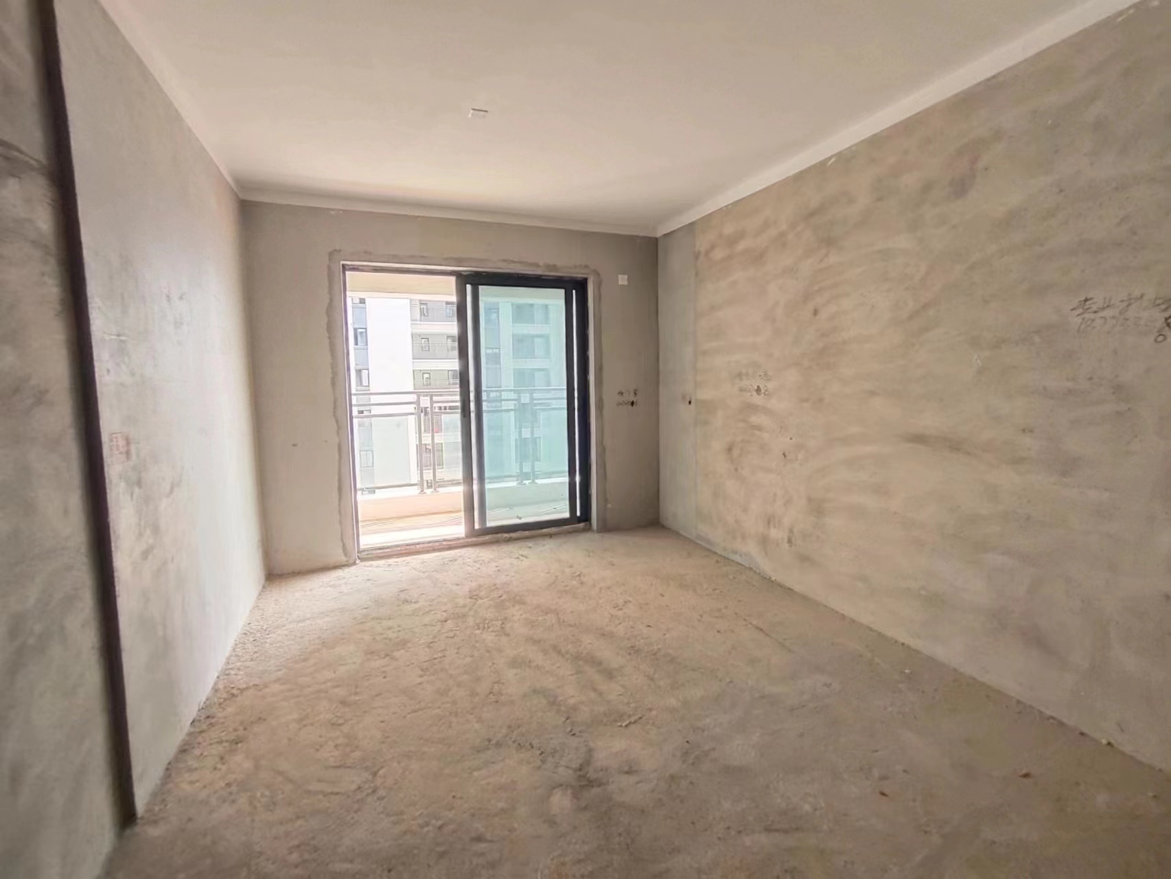 香江悦府 3室2厅1卫 50.00万 香江悦府 3室2厅1卫 50.00万室内图