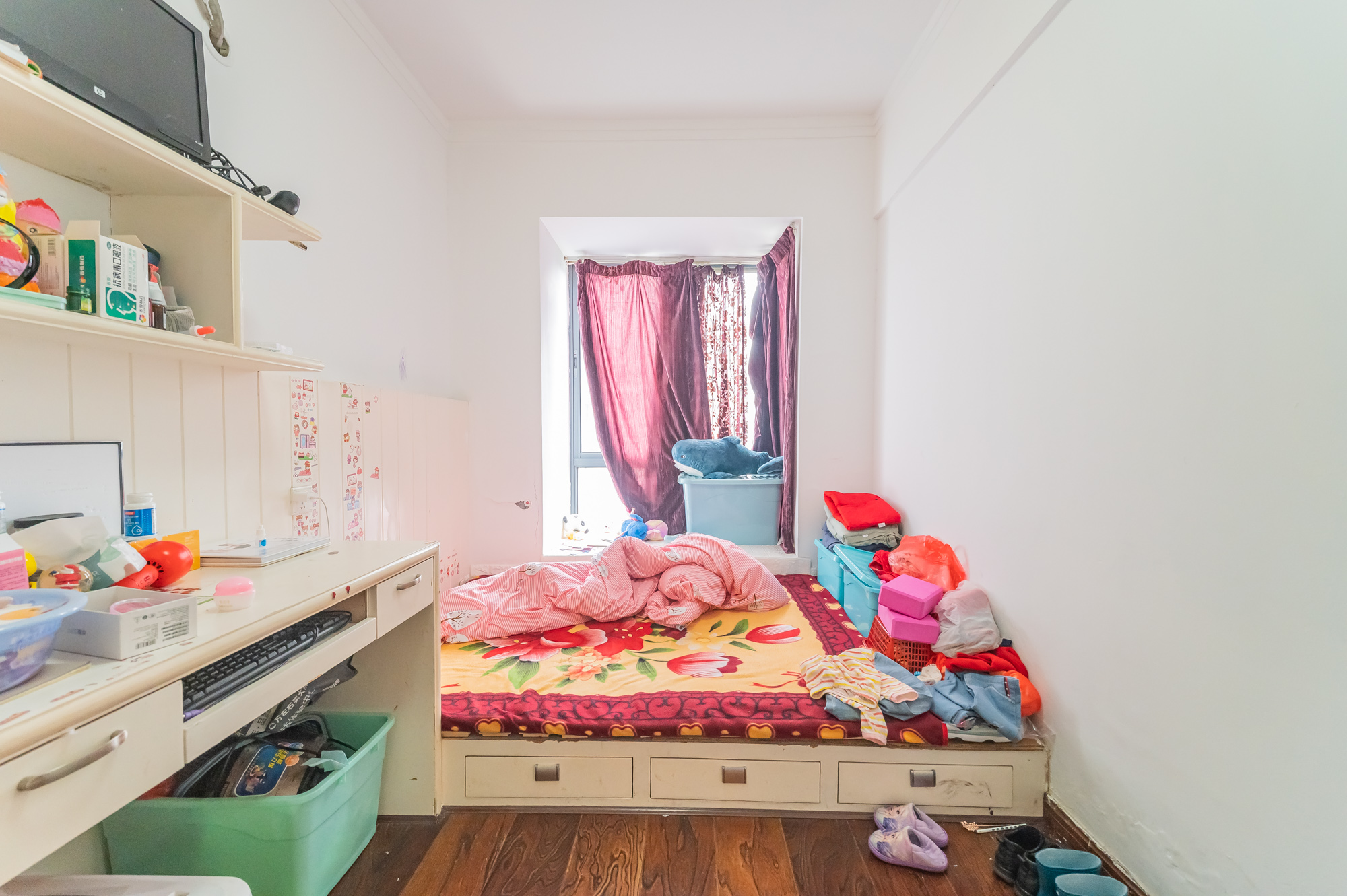 恒基凯旋门一二期  2室2厅1卫   72.80万 恒基凯旋门一二期  2室2厅1卫   72.80万卧室