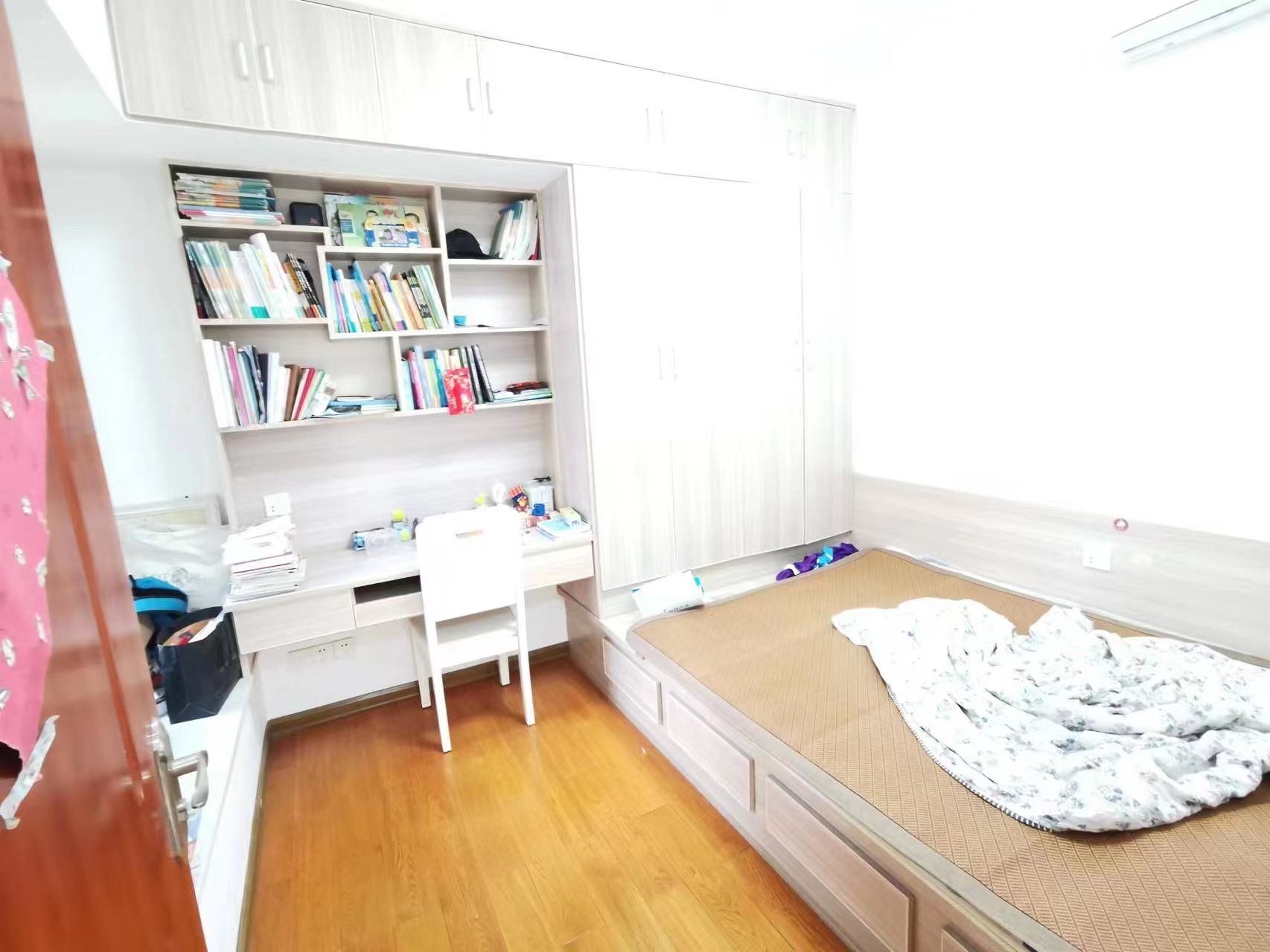 蓝溪谷  3室2厅1卫   40.80万 蓝溪谷  3室2厅1卫   40.80万室内图