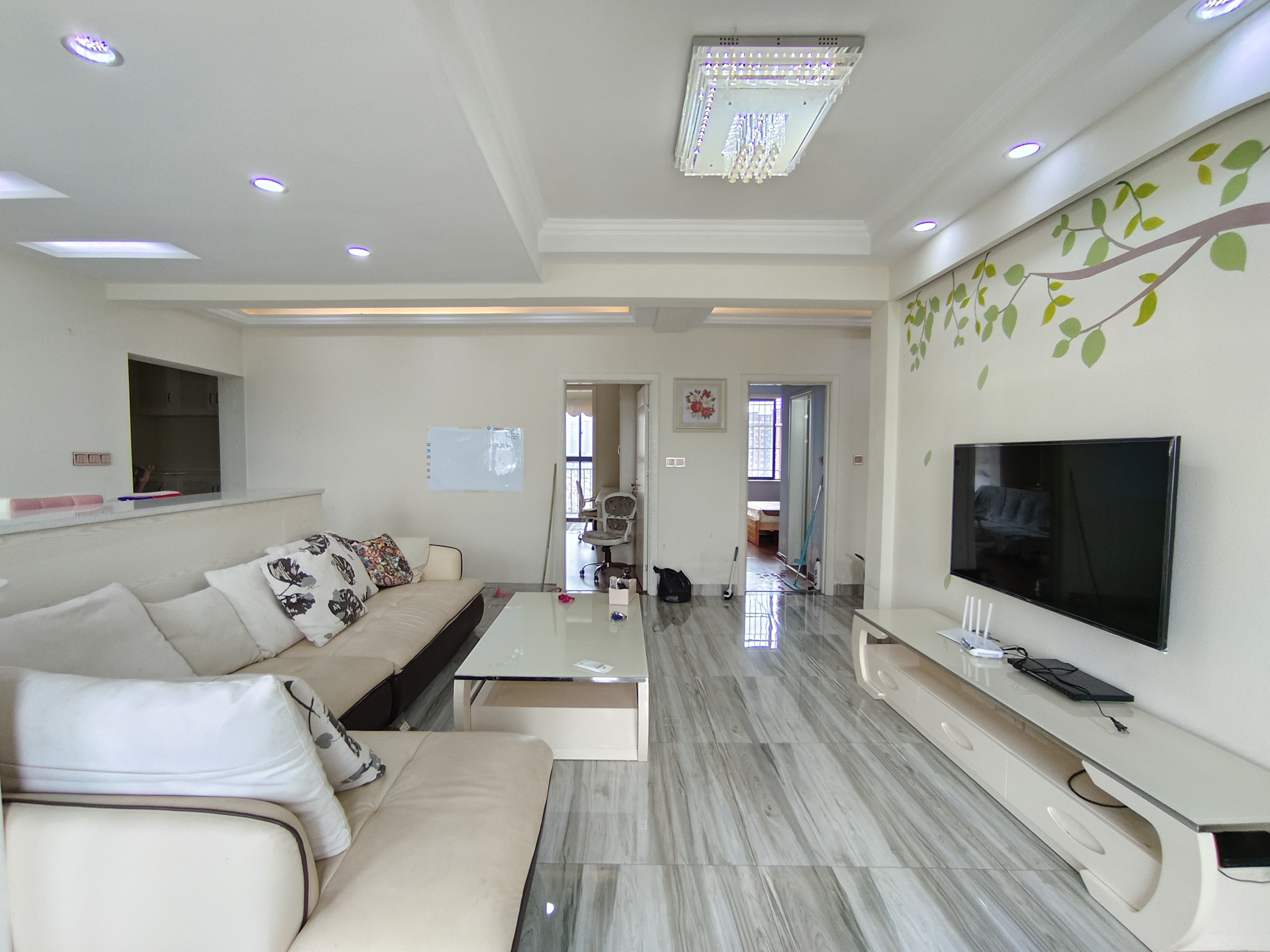 尚格名城万家理想  3室2厅2卫   98.00万 尚格名城万家理想  3室2厅2卫   98.00万