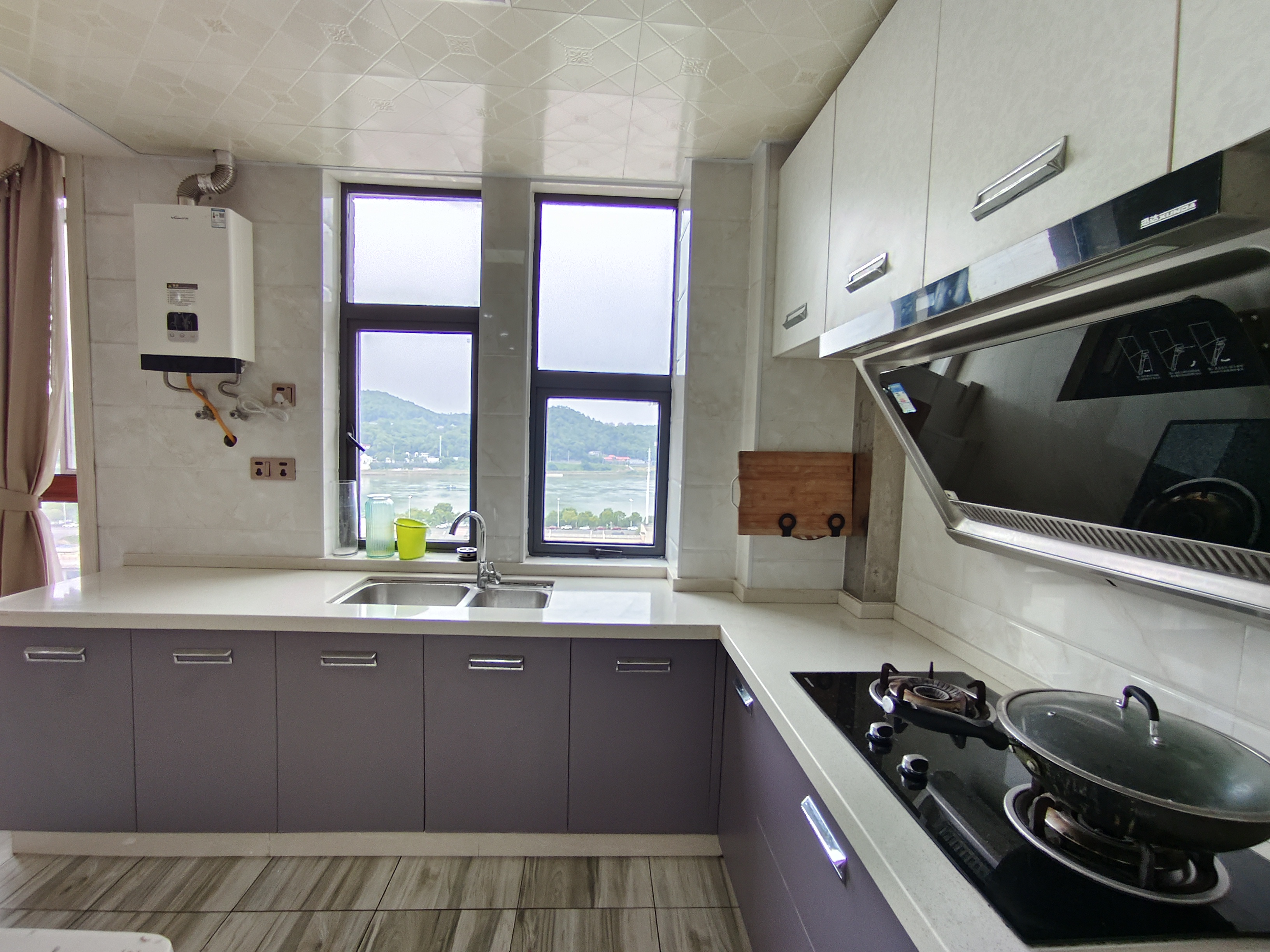 尚格名城万家理想  3室2厅2卫   98.00万 尚格名城万家理想  3室2厅2卫   98.00万室内图