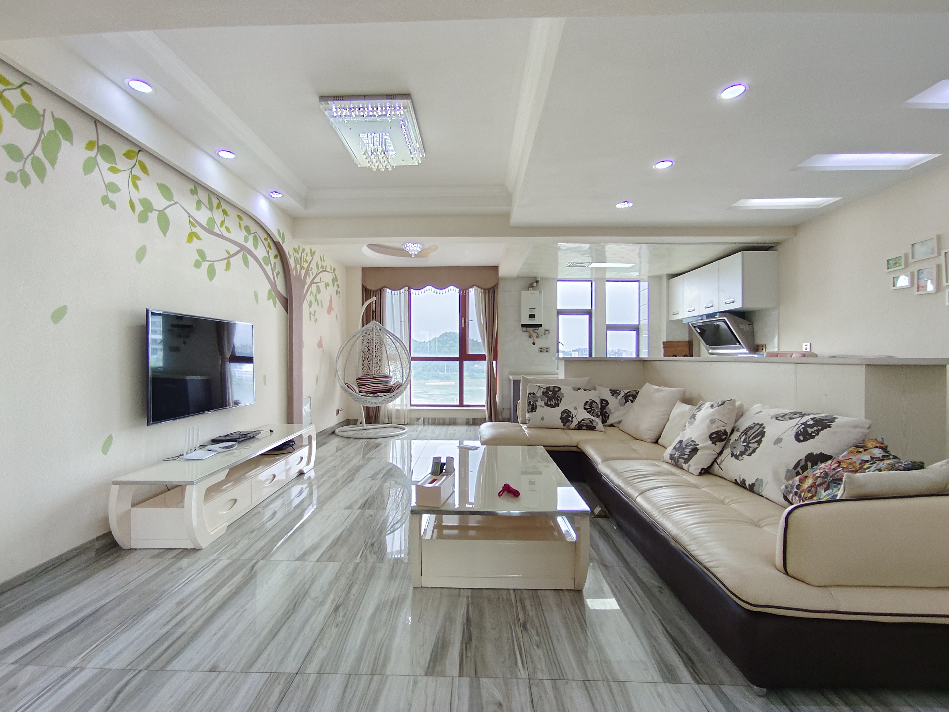 尚格名城万家理想  3室2厅2卫   98.00万 尚格名城万家理想  3室2厅2卫   98.00万室内图