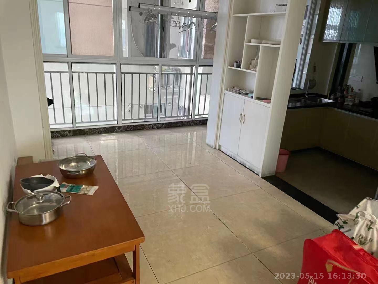 康馨佳园  3室1厅1卫   1800.00元/月室内图