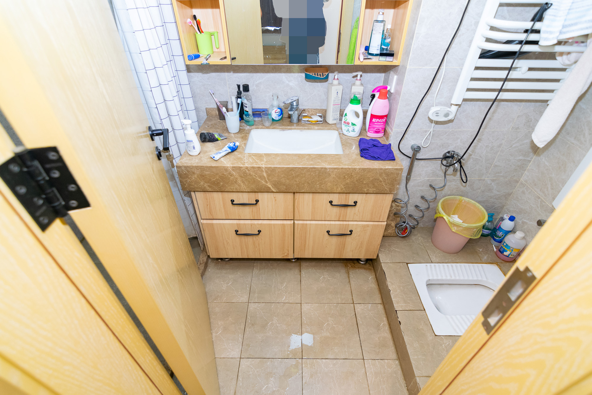 金地三千府(金地湖山樾、金地自在城) 3室2厅1卫 68.00万 金地三千府(金地湖山樾、金地自在城) 3室2厅1卫 68.00万卫生间