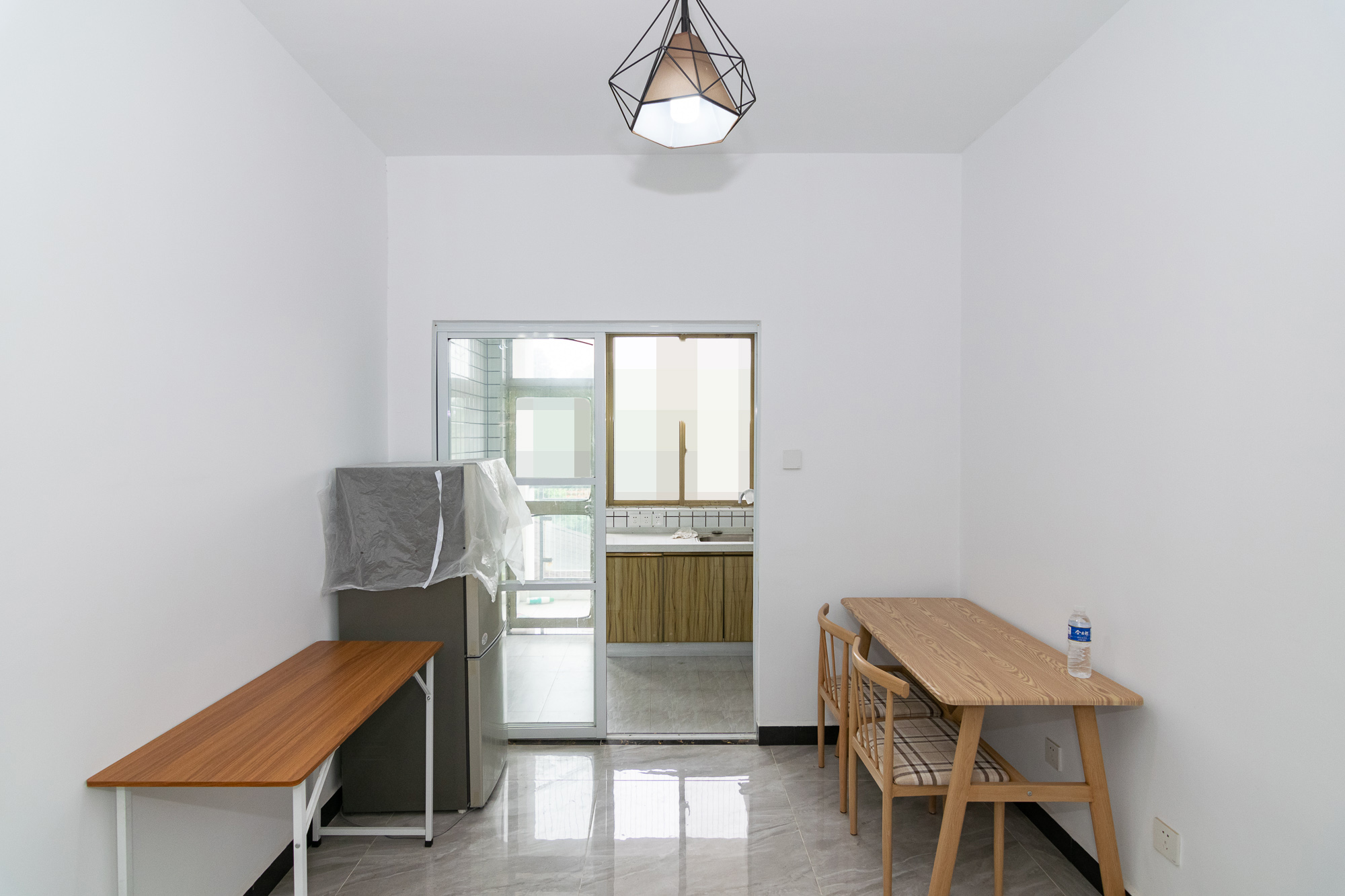 湖南报业文化城（米地亚家园）  3室2厅1卫   70.00万客厅