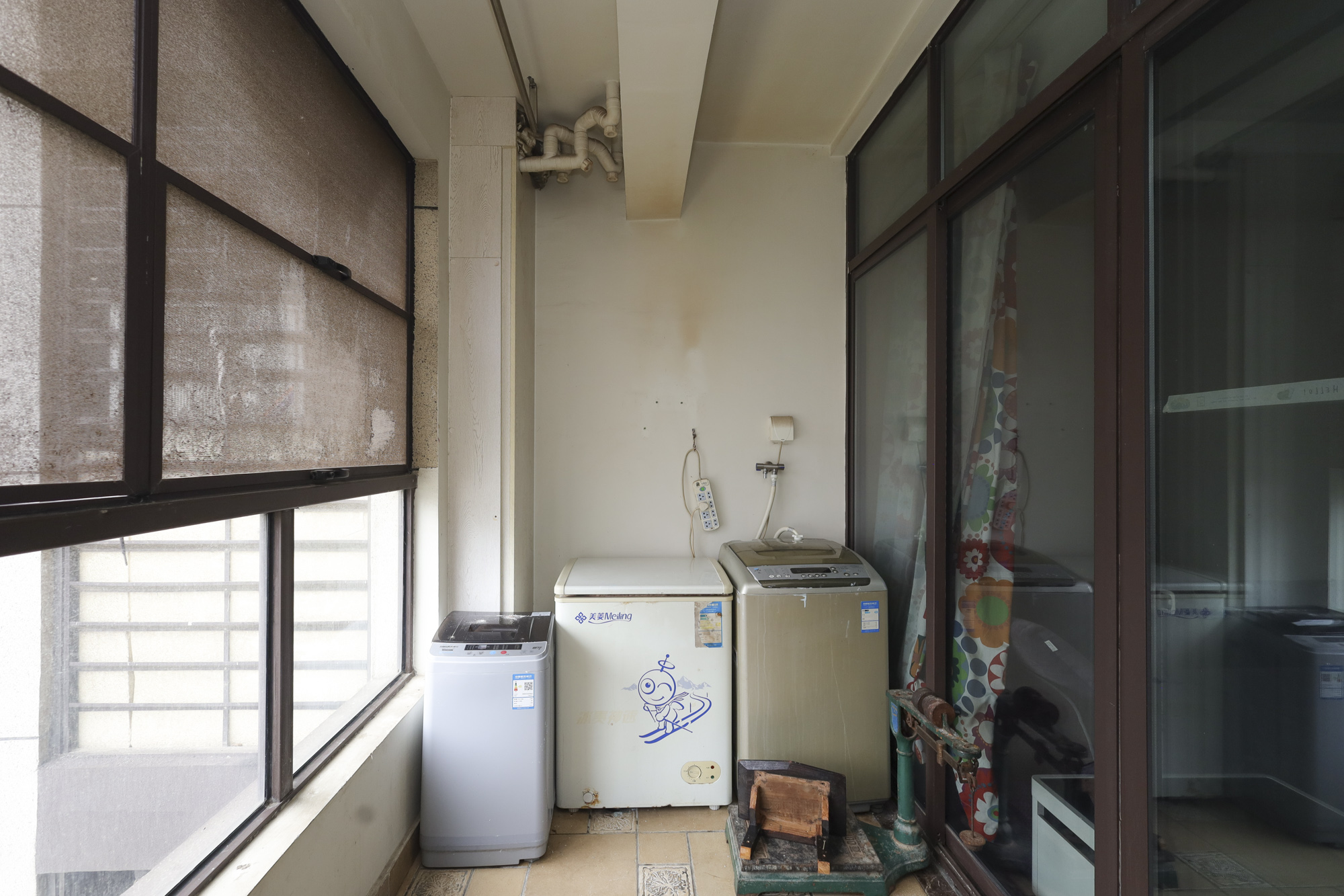 绿地中央广场  3室2厅2卫   126.00万 绿地中央广场  3室2厅2卫   126.00万阳台