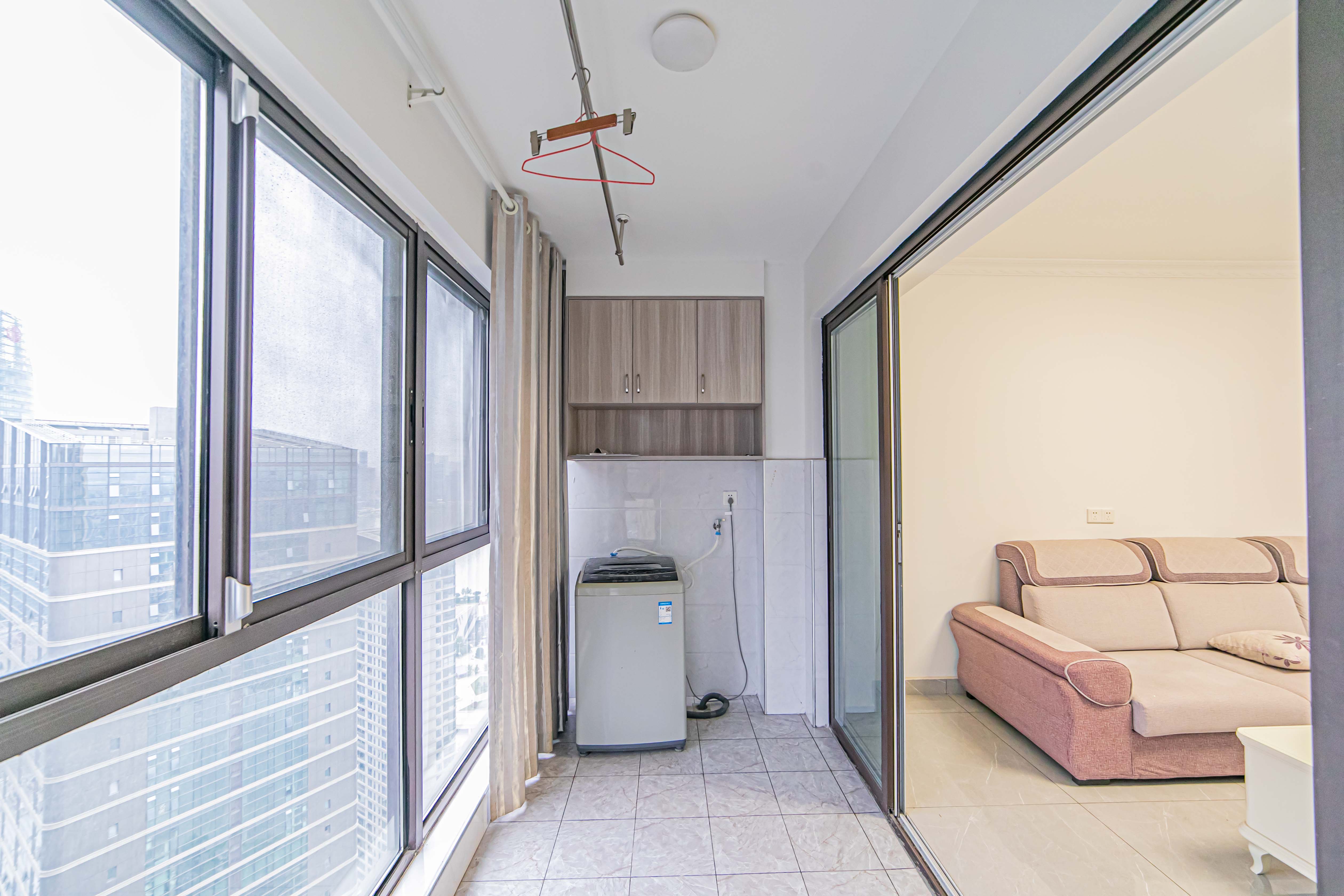 北辰三角洲C2区  3室2厅1卫    156.0万阳台