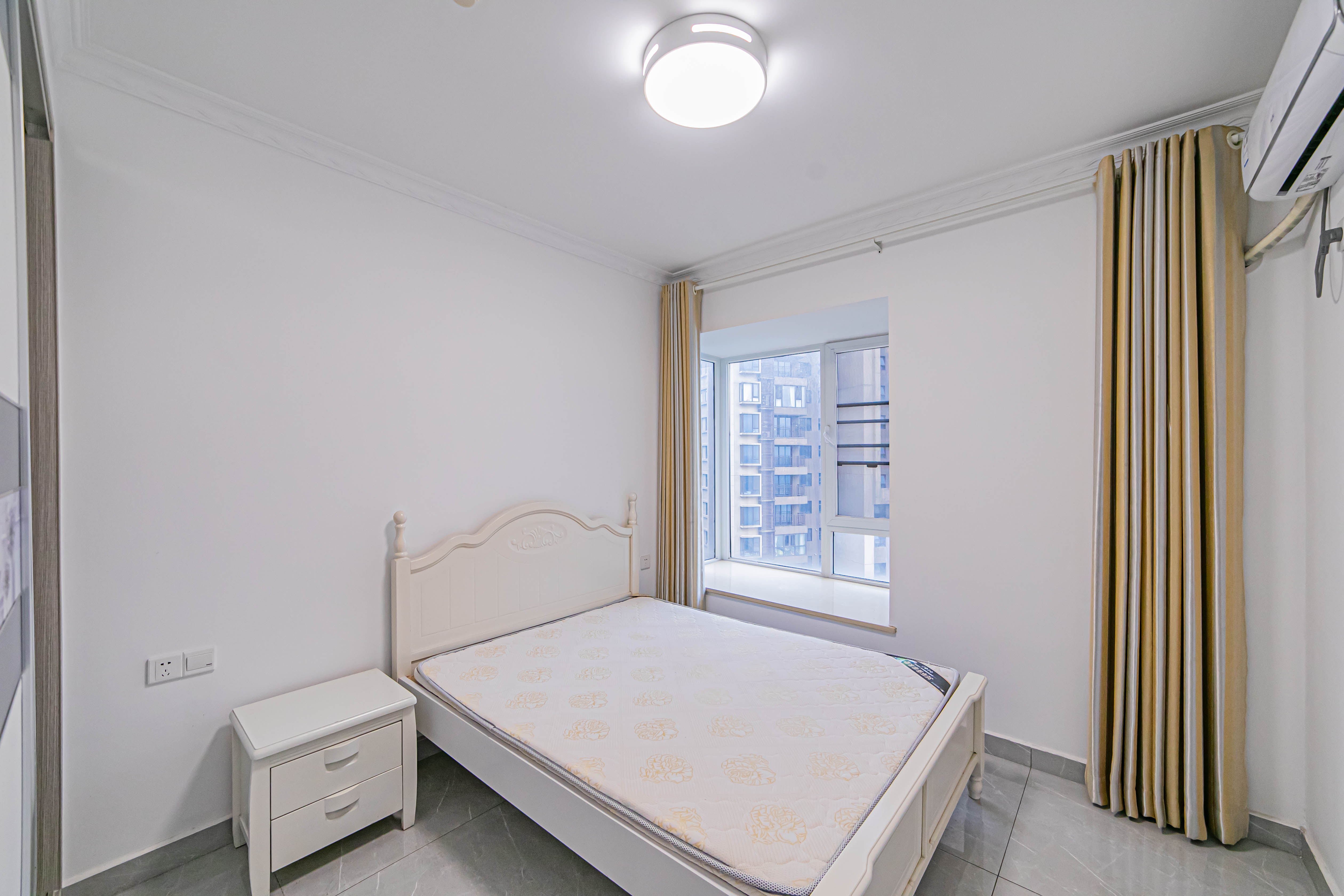 北辰三角洲C2区  3室2厅1卫    156.0万卧室