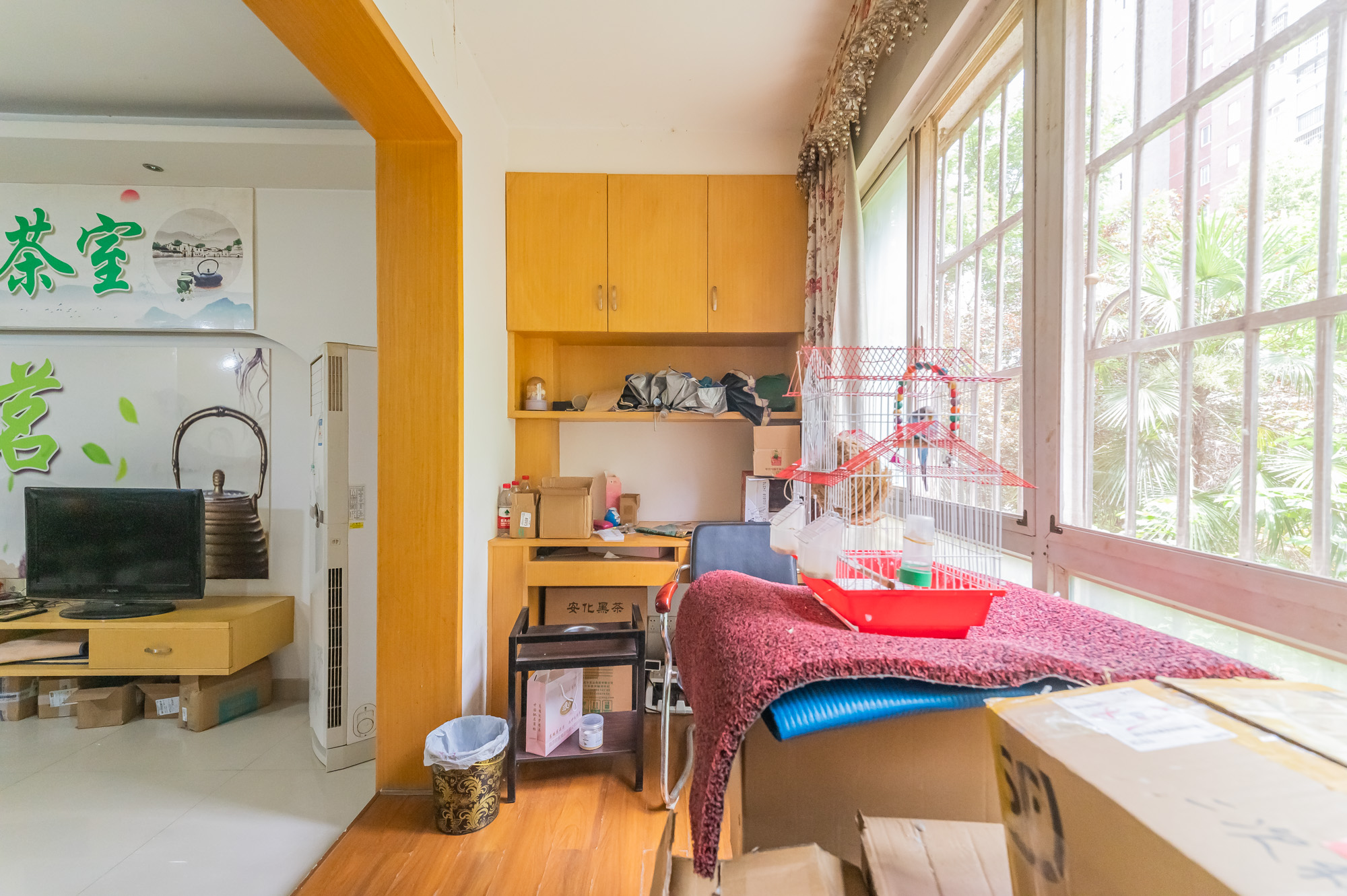 彩都公寓 3室2厅2卫 88.00万 彩都公寓 3室2厅2卫 88.00万阳台