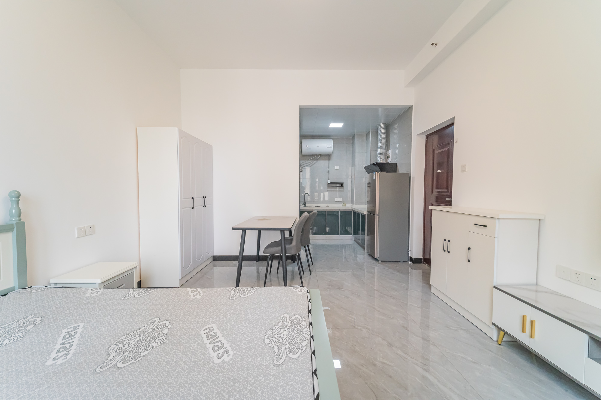 中建悦和城  1室1厅1卫   39.80万 中建悦和城  1室1厅1卫   39.80万卧室