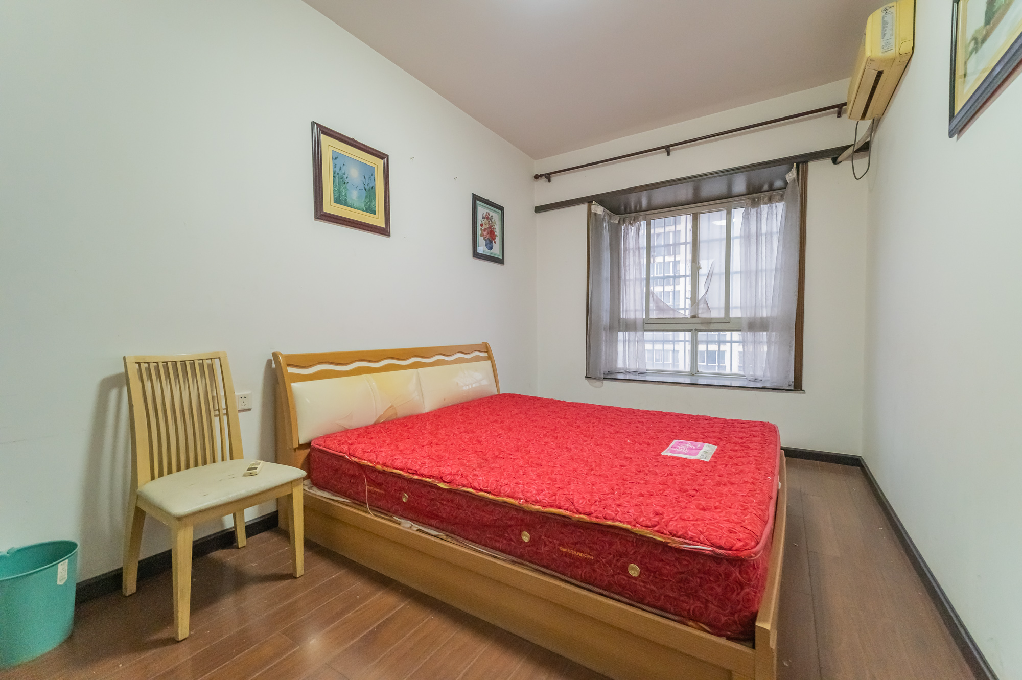 开源鑫苑 4室2厅2卫 128.19万 开源鑫苑 4室2厅2卫 128.19万卧室