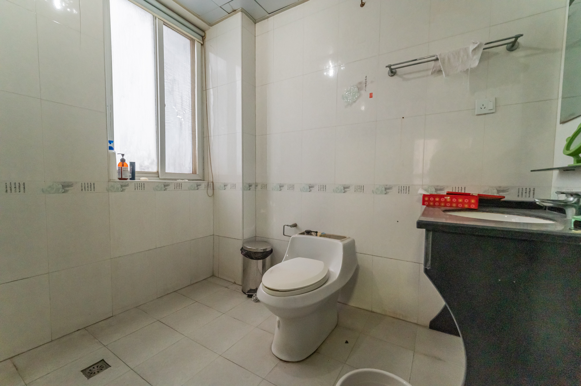 开源鑫苑 4室2厅2卫 128.19万 开源鑫苑 4室2厅2卫 128.19万卫生间